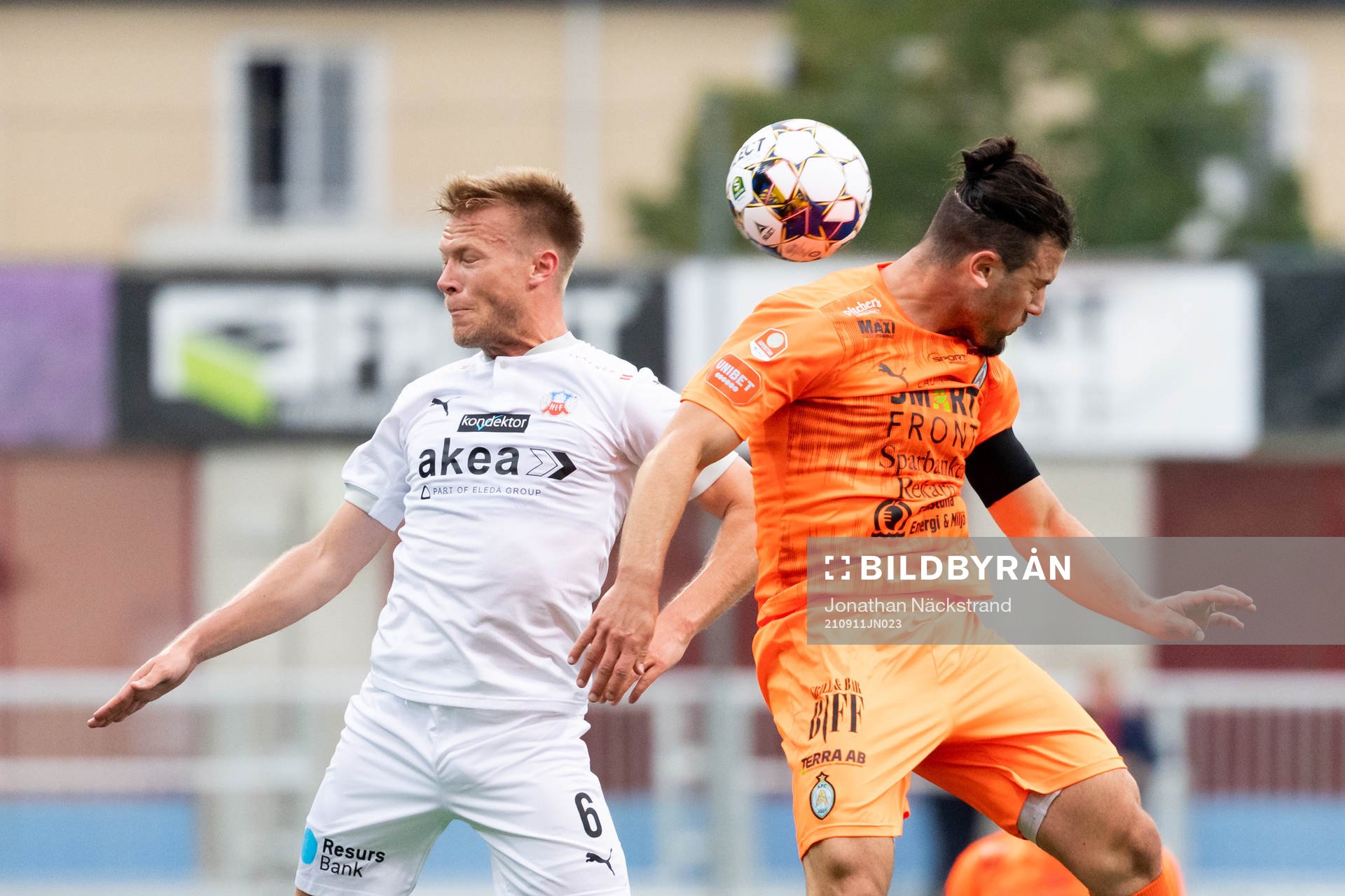 Helsingborgs Andreas Landgren och  AFC Eskilstunas