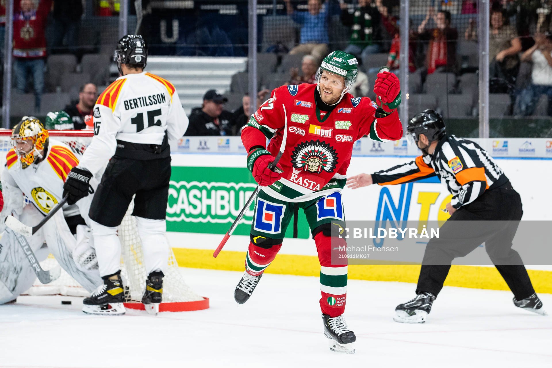 Frölundas Jacob Nilsson jublar