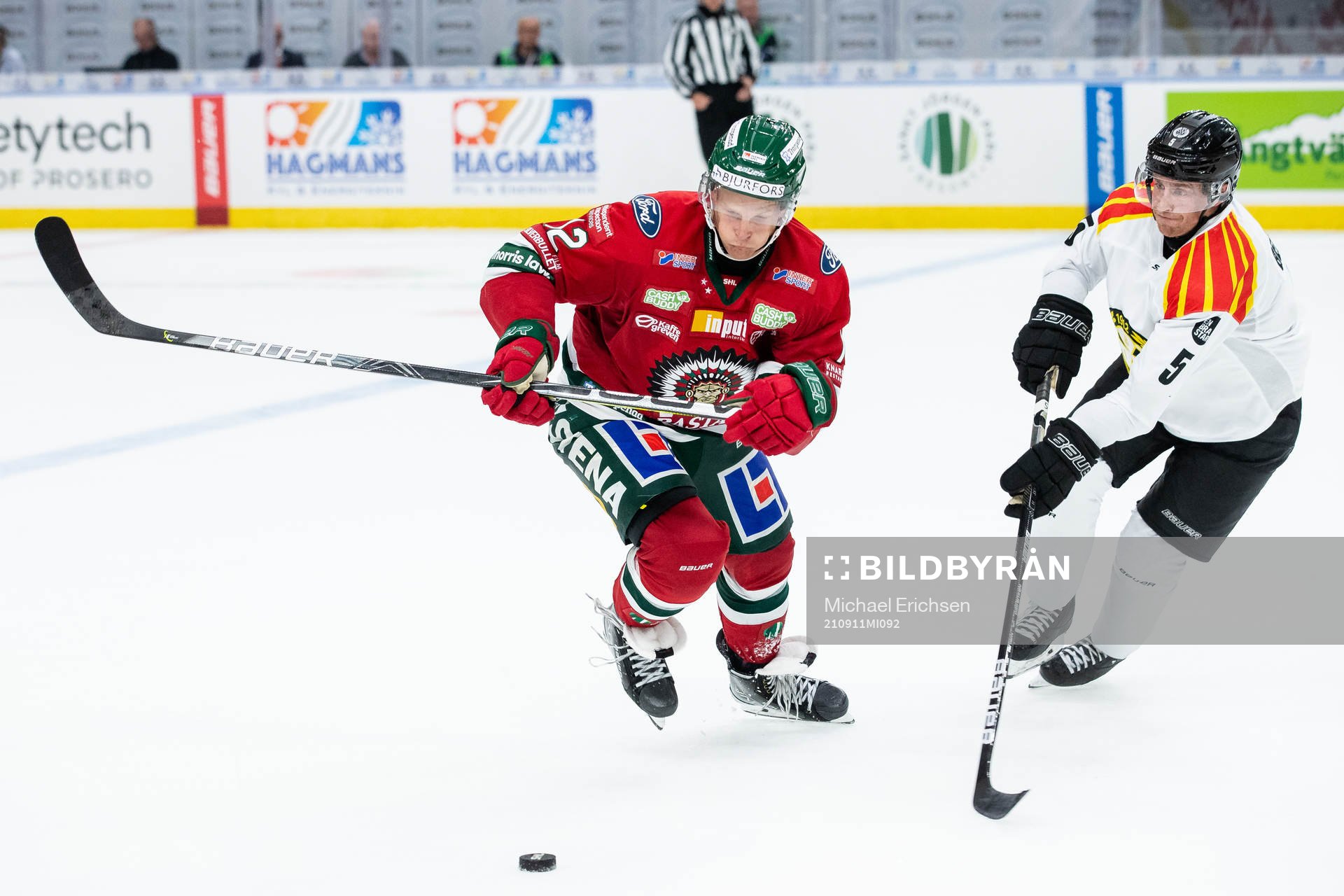 Frölundas Max Friberg och Brynäs Chay Genoway
