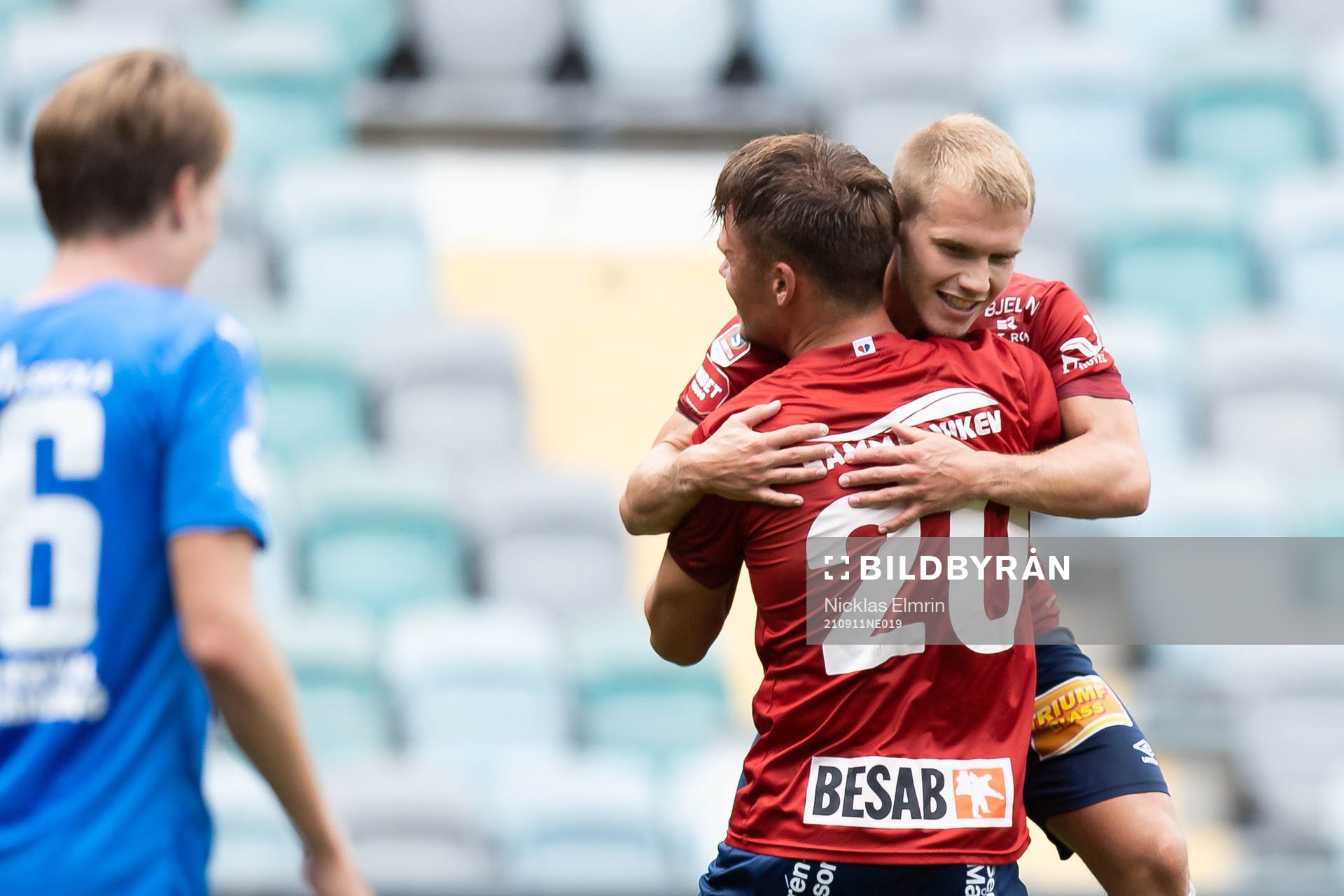 Örgrytes Hampus Dahlqvist och Hampus Dahlqvist jublar