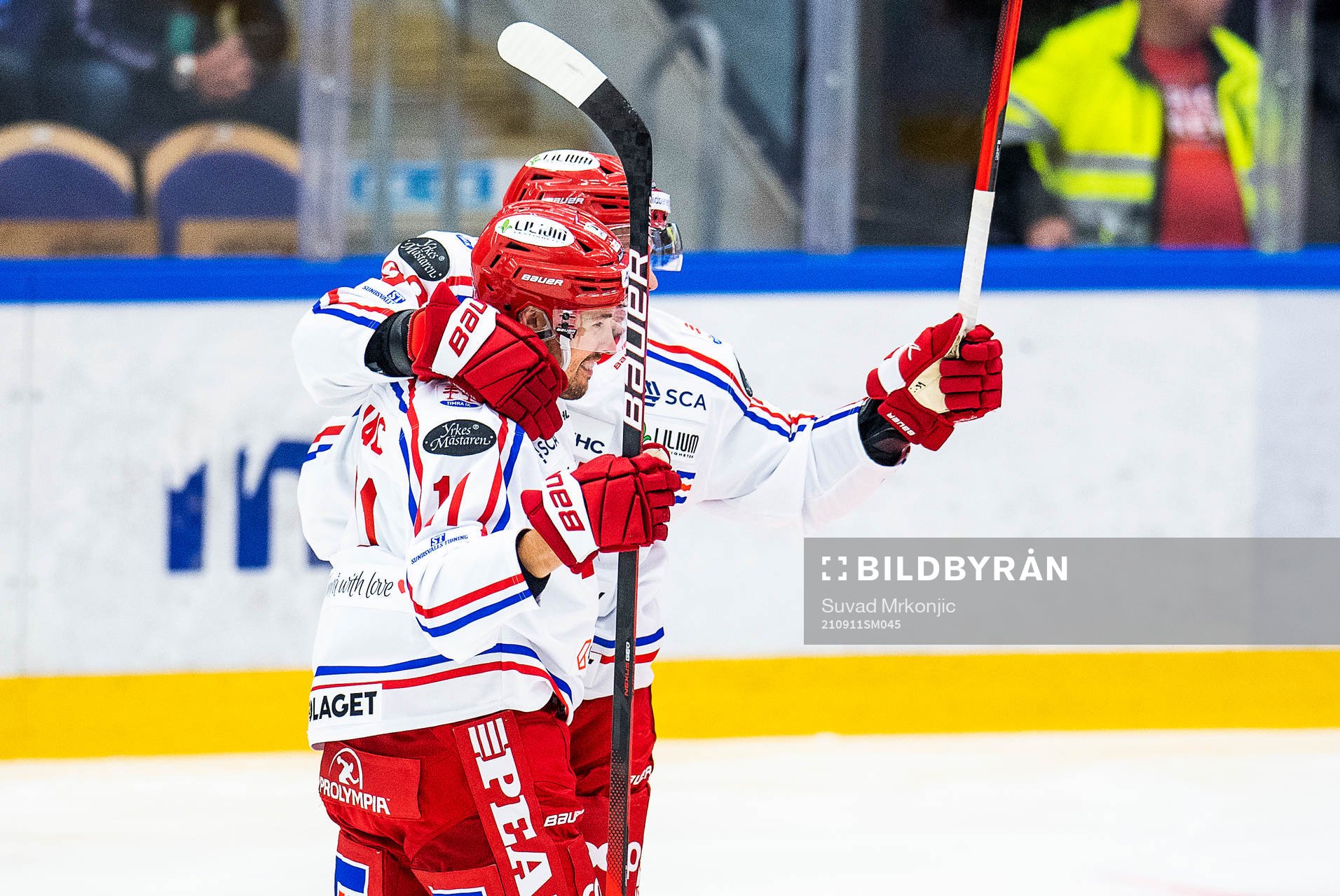 Timrås Ty Rattie jublar med Nolan Zajac