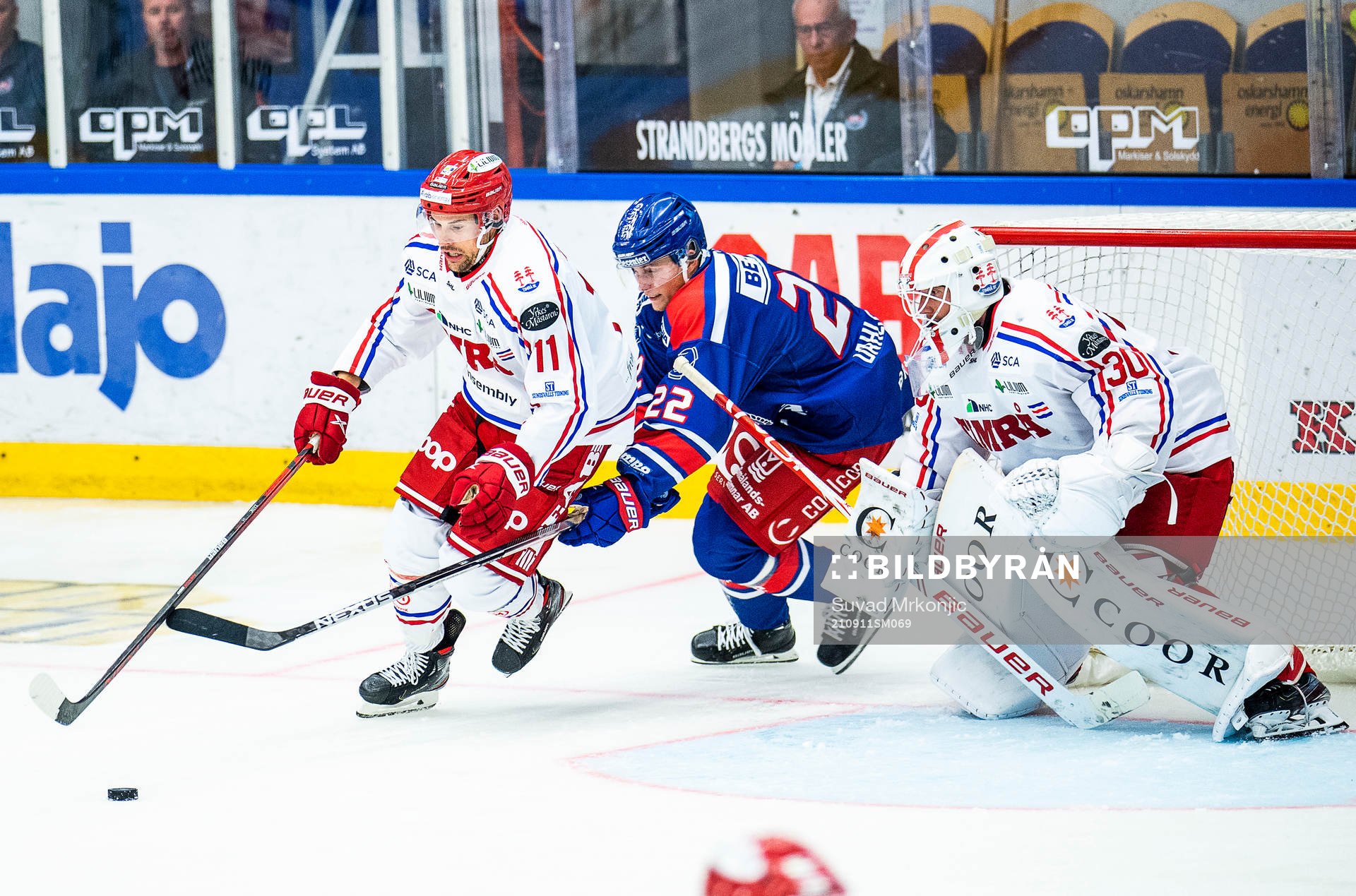 Timrås Nolan Zajac och målvakt Jacob Johansson samt