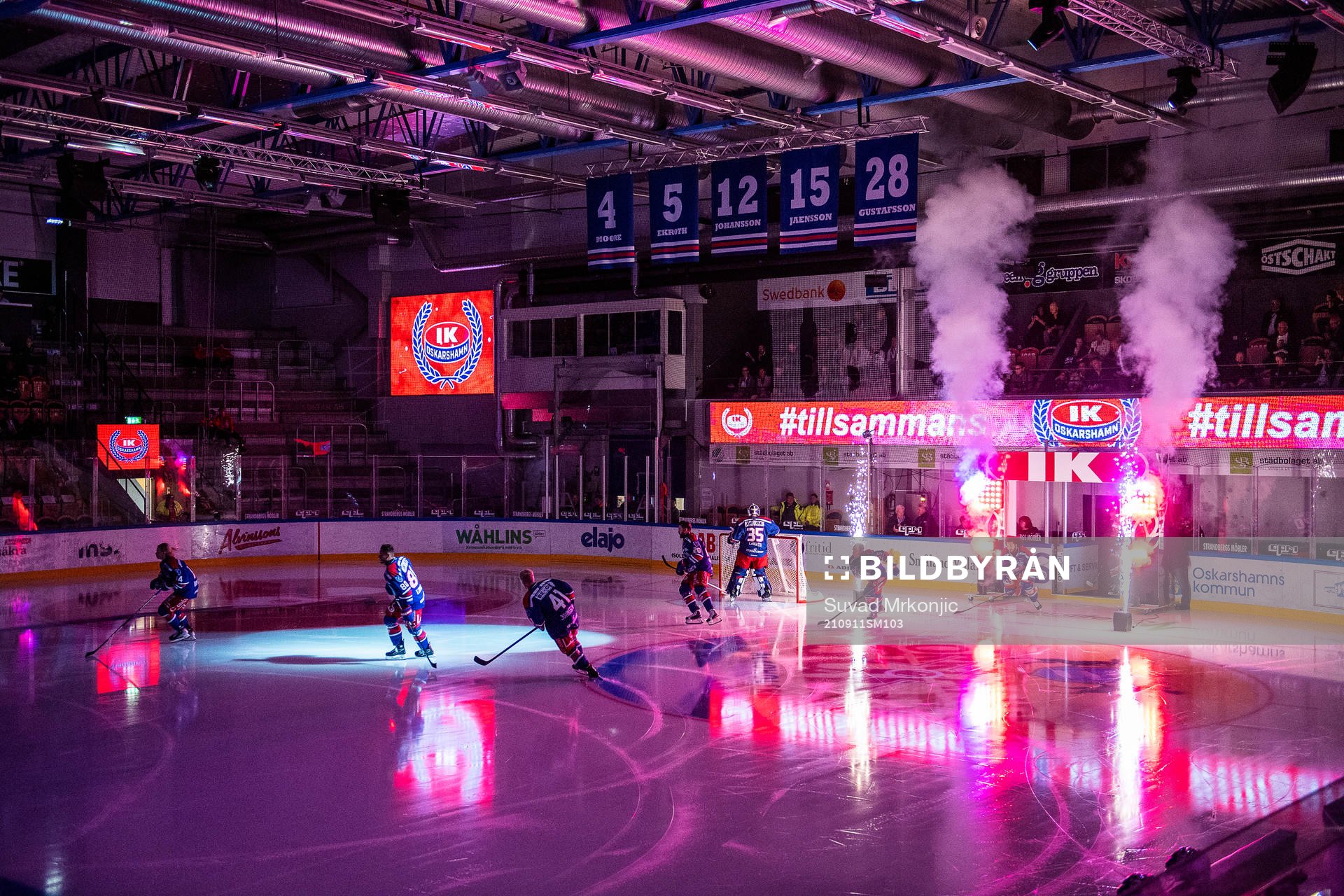 Oskarshamns spelare gör entré