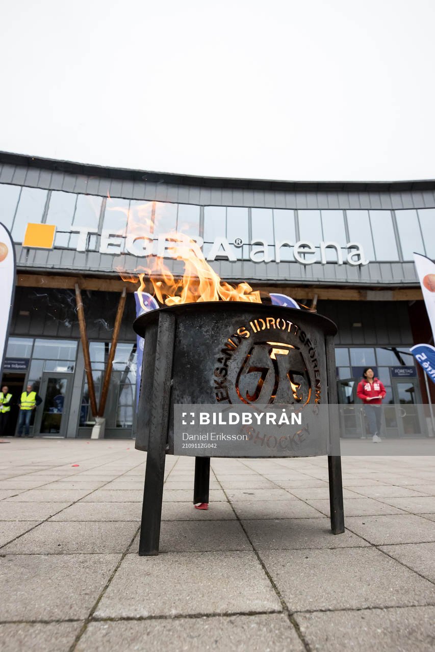 Tegera Arena innan ishockeymatchen i SHL mellan Leksand och