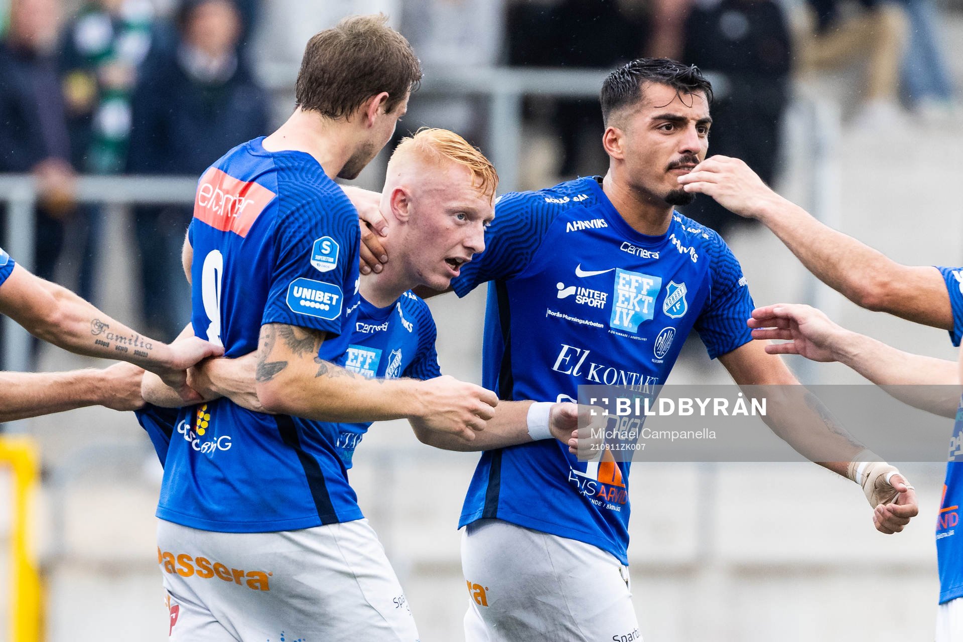 Norrbys Wilhelm Ärlig jublar med Nicklas Savolainen