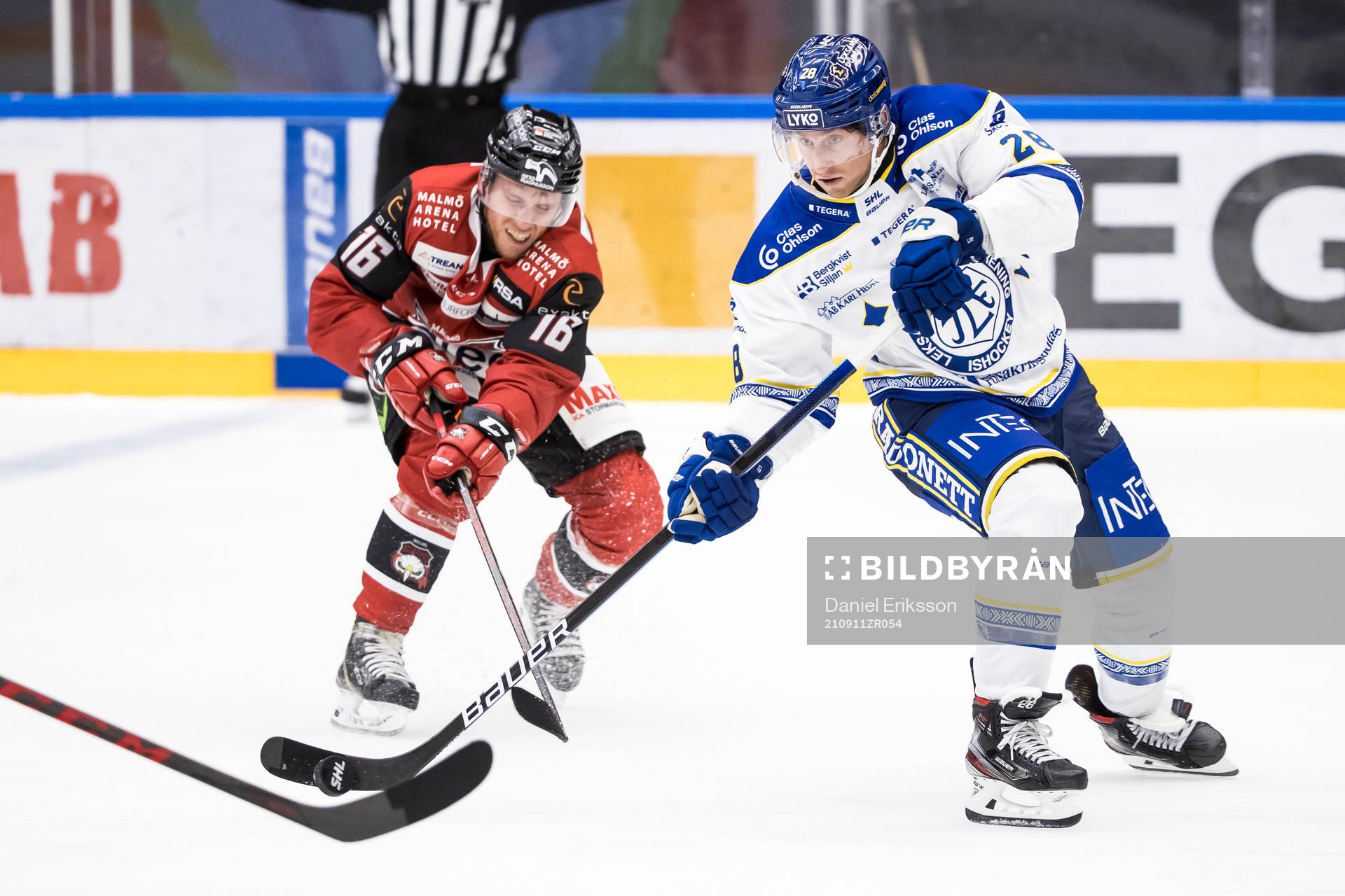 Leksands Justin Kloosunder ishockeymatchen i SHL mellan