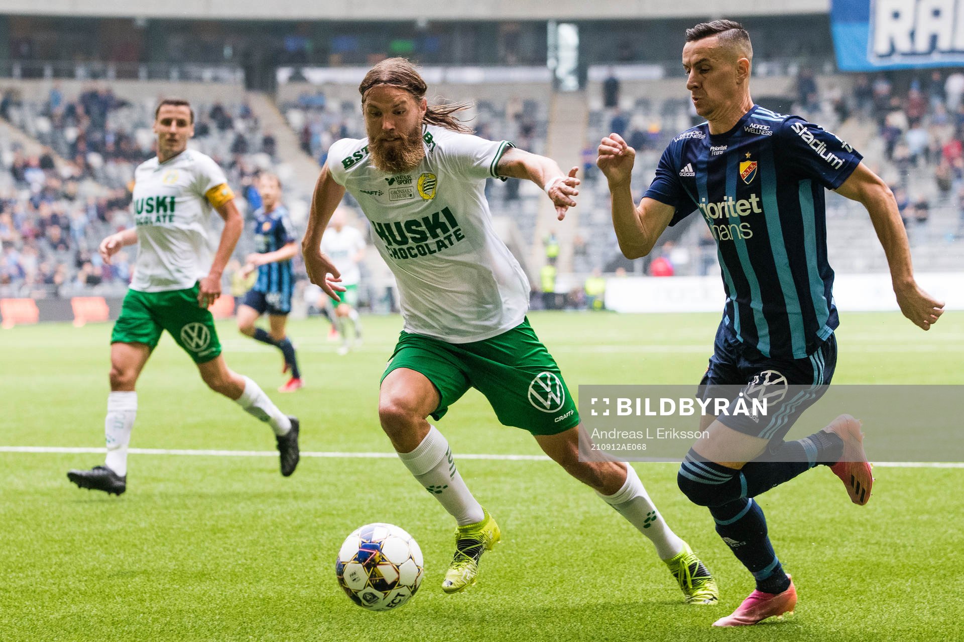 Hammarbys Bjørn Paulsen och Djurgårdens Haris Radetinac