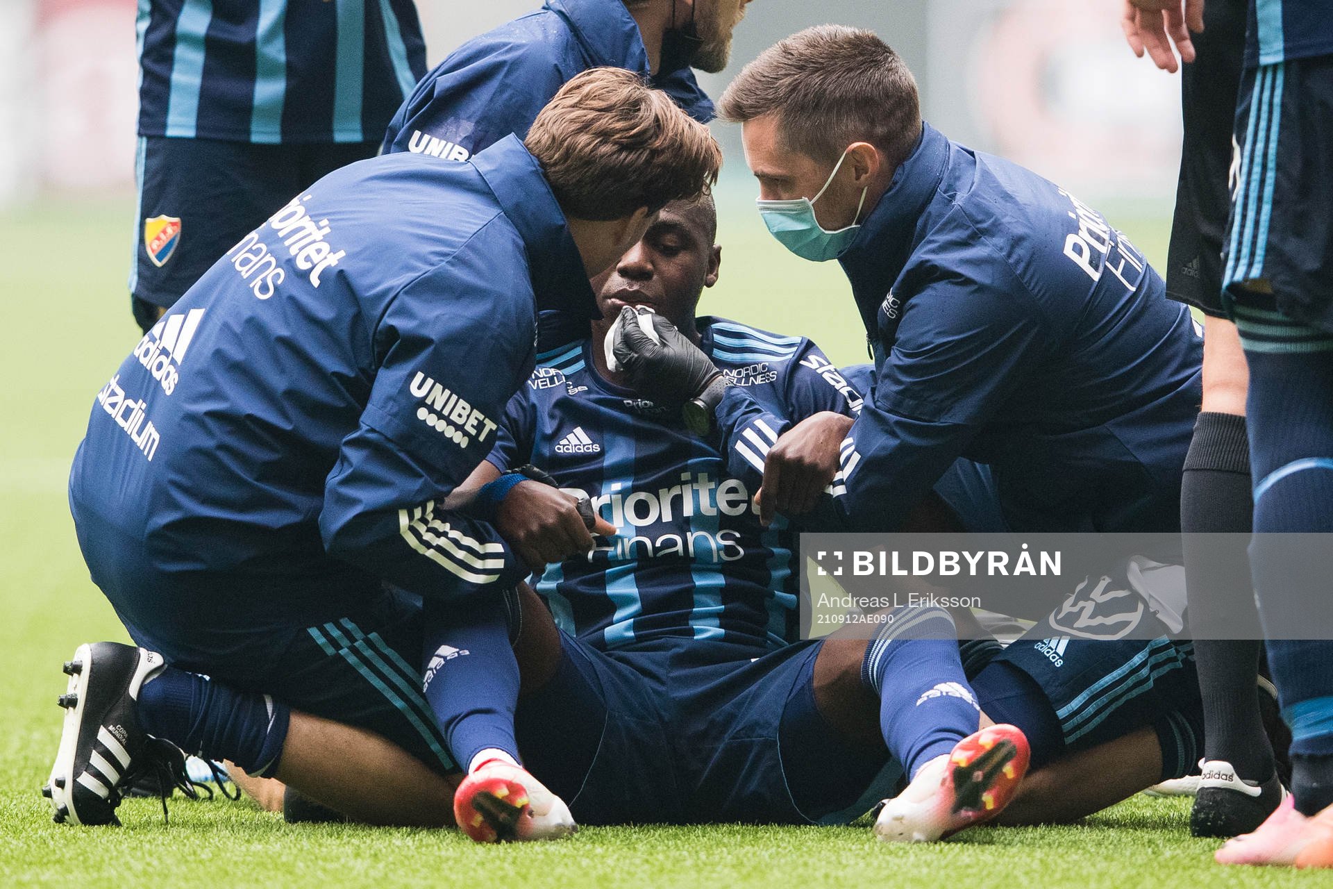 Djurgårdens Edward Chilufya plåstras om