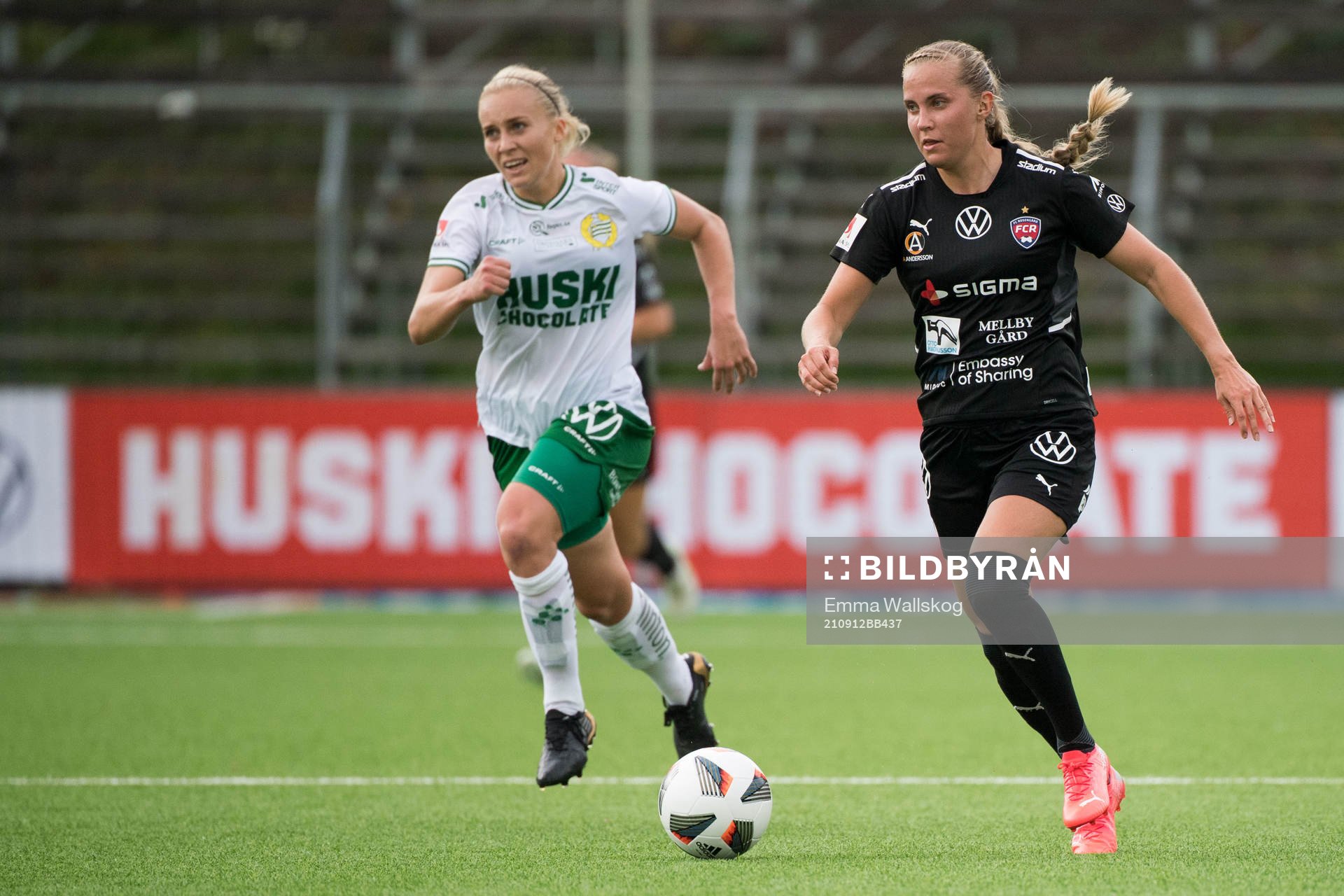 Hammarbys Ellen Gibson och Rosengårds Ria Noora Minerva