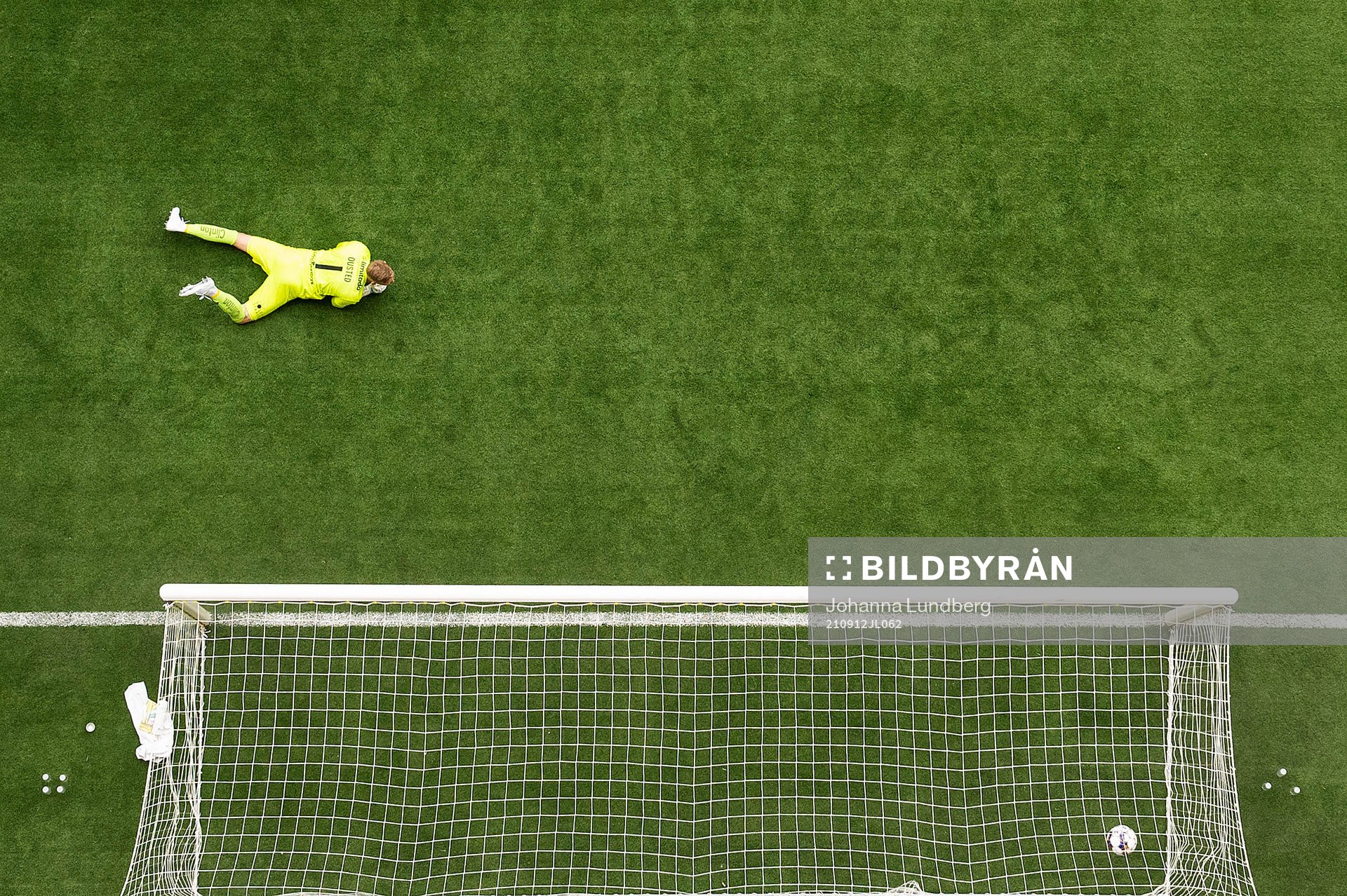 Hammarbys målvakt David Ousted deppar