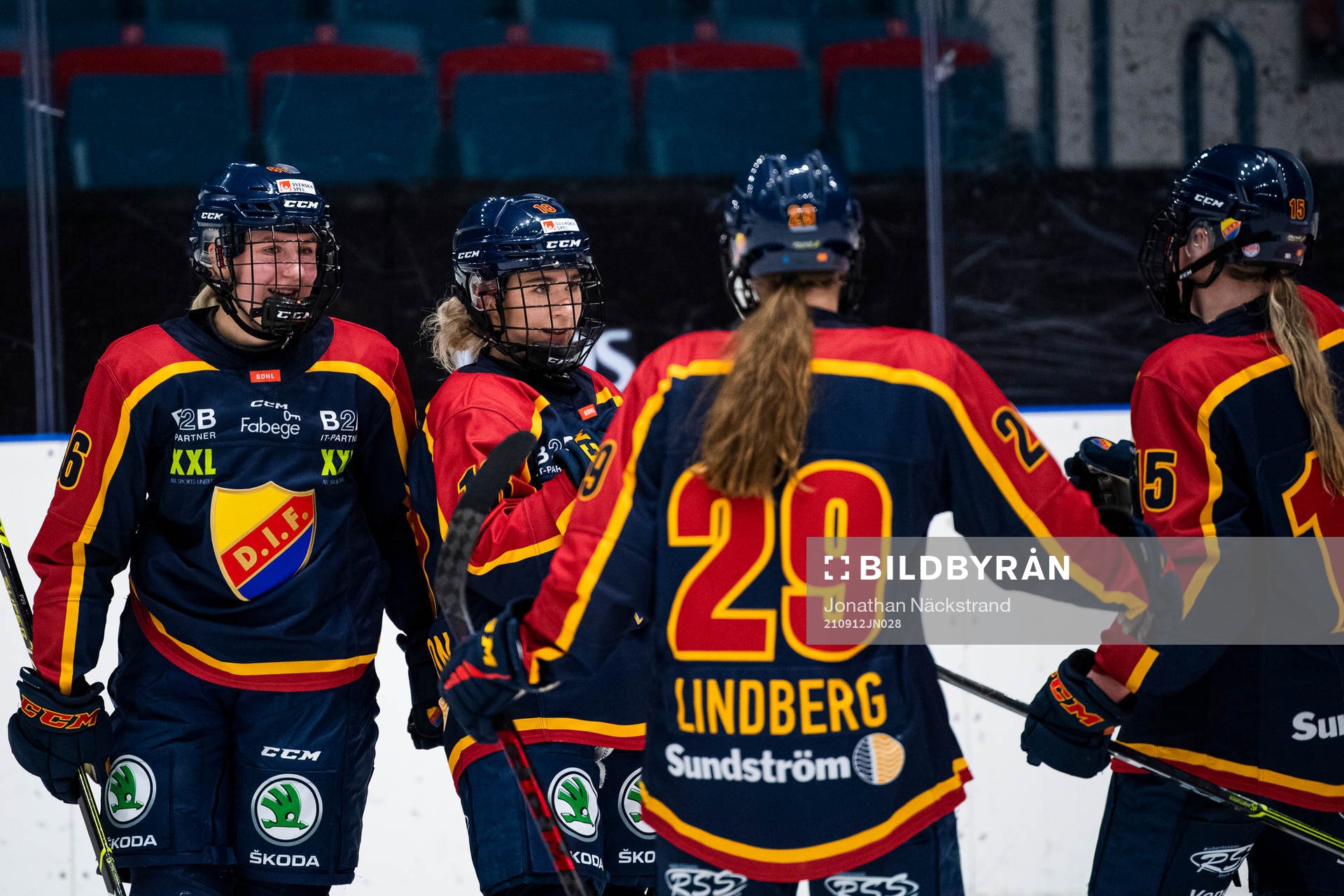 Djurgårdens Alice Östensson jublar