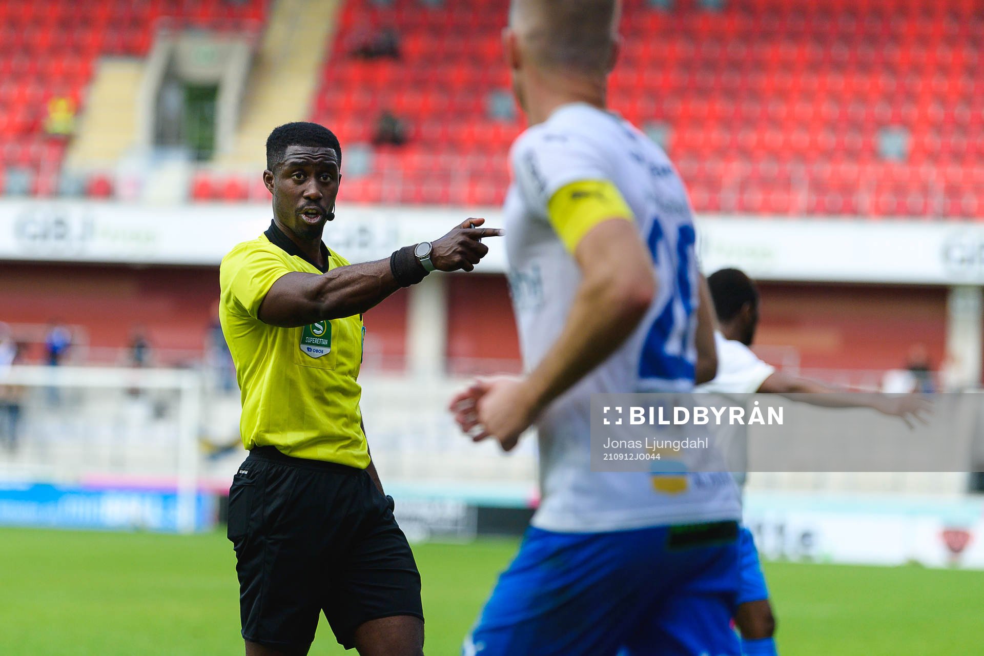 Domare Fredrik Oppong