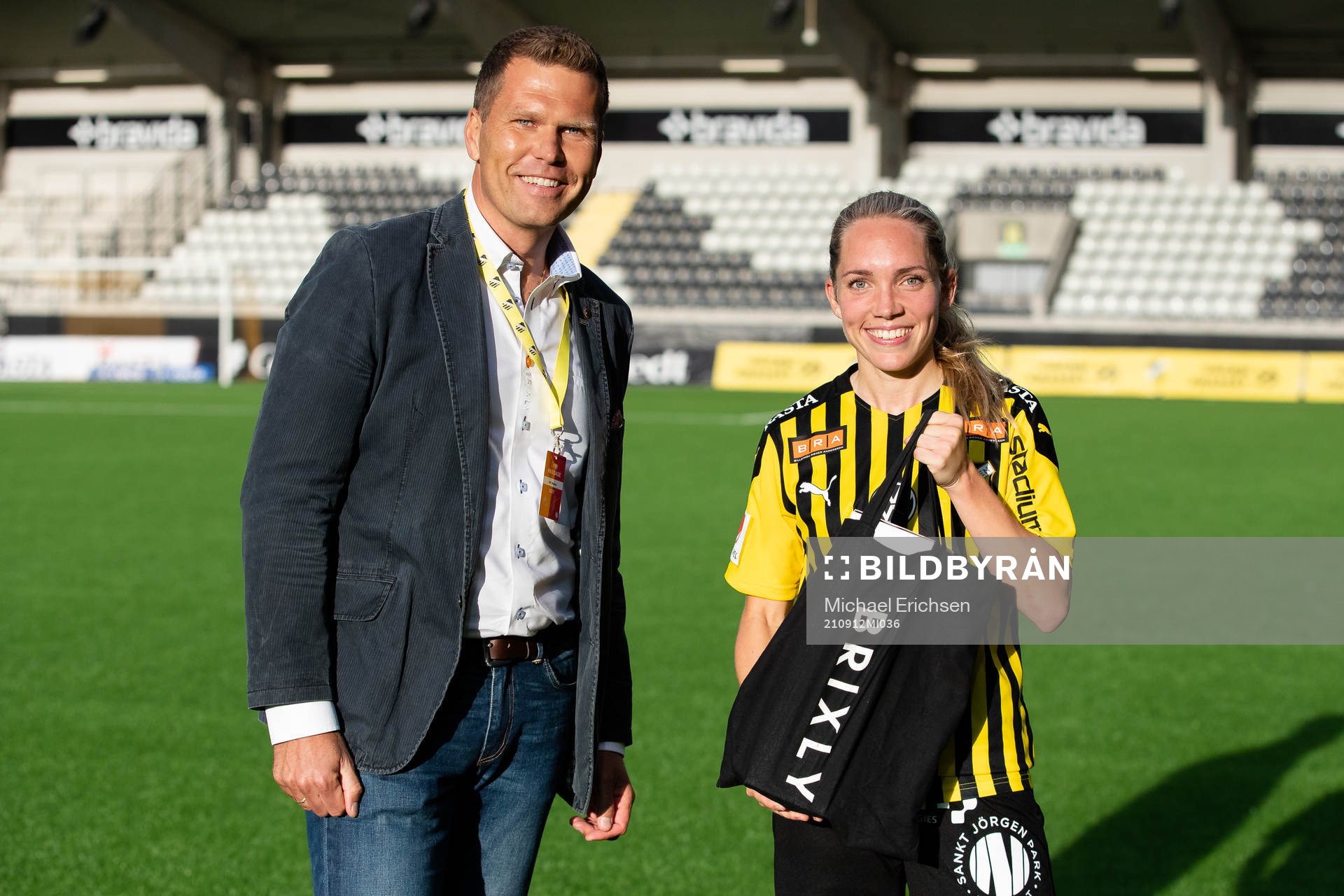 Häckens Elin Rubensson med pris som matchens lirare