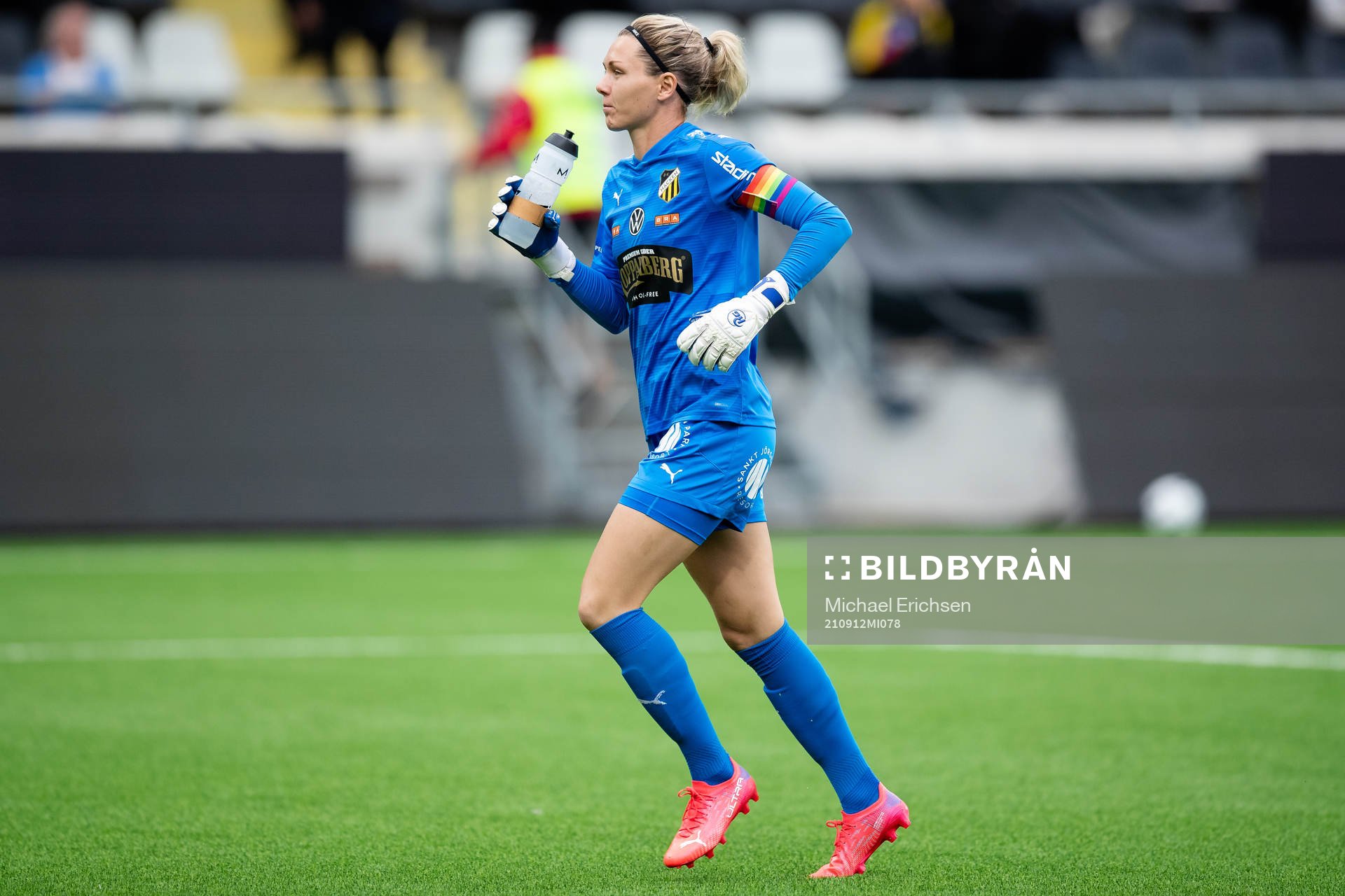 Häckens målvakt Jennifer Falk