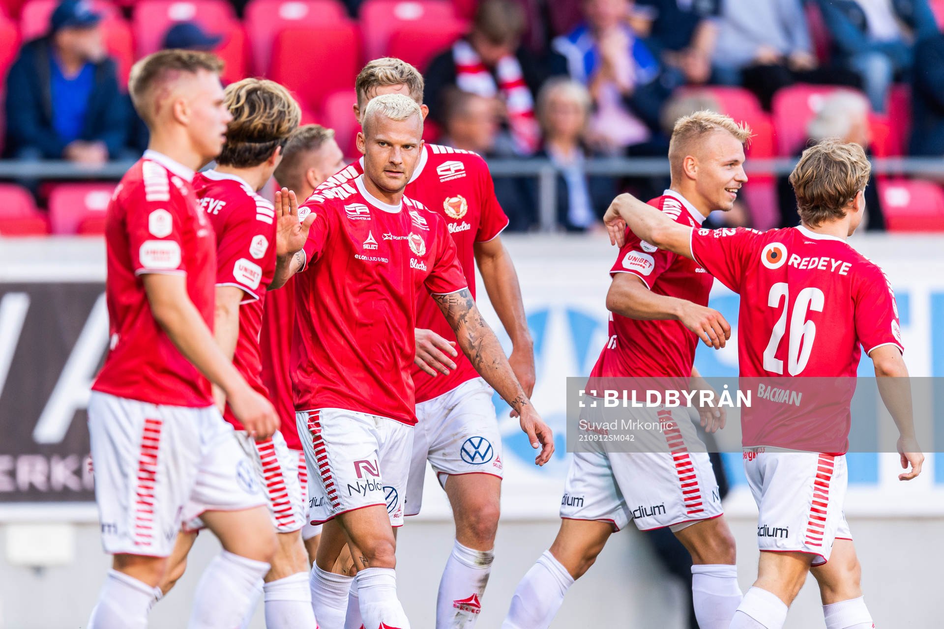 Kalmars Sebastian Ring jublar med lagkamrater
