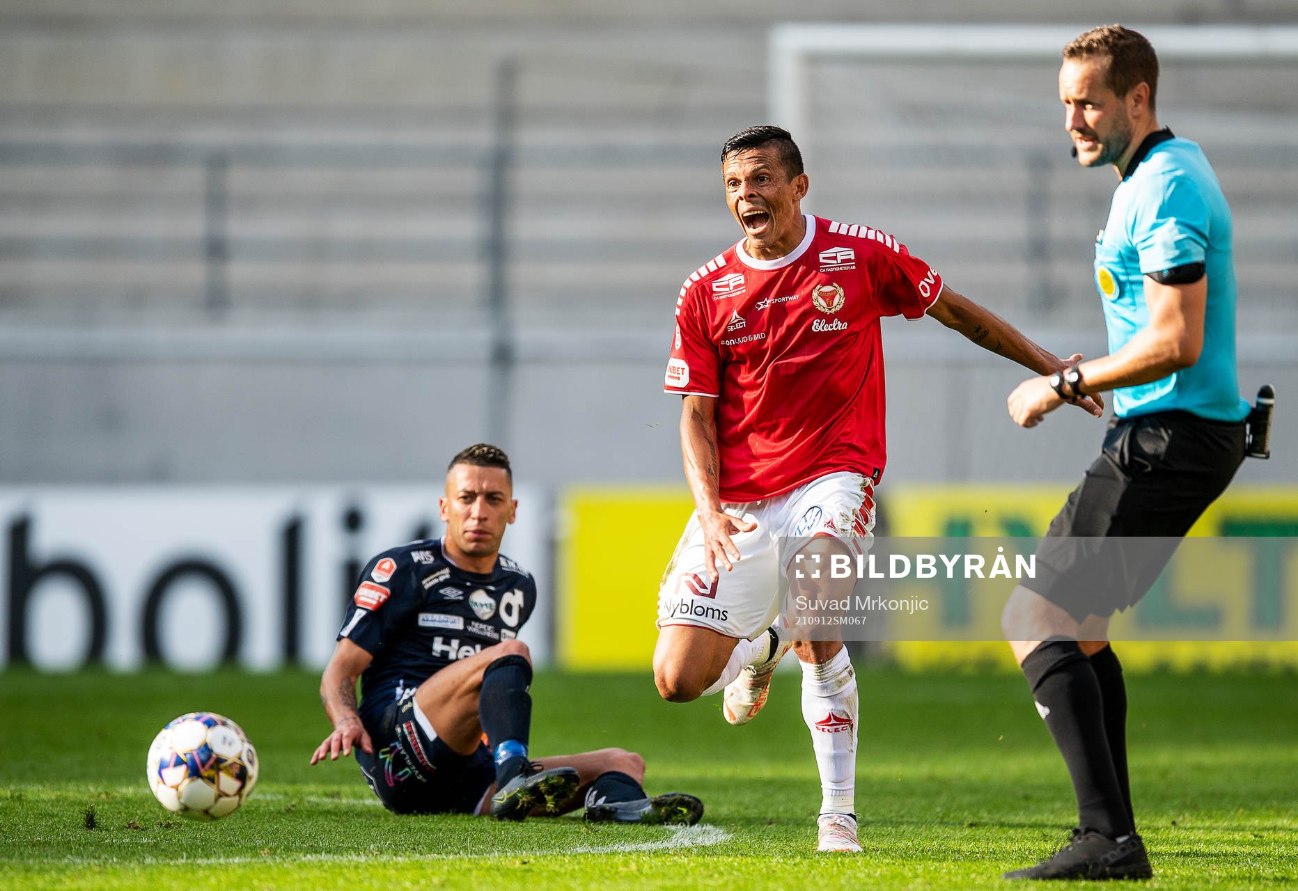 Kalmars Romario Pereira Sipiao och Degerfors Nikola Djurdjic
