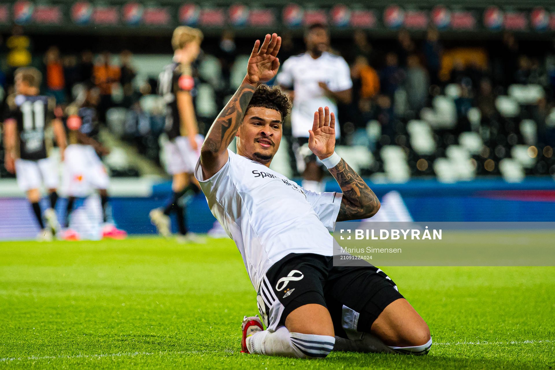 Noah Jean Holm of Rosenborg celebrates