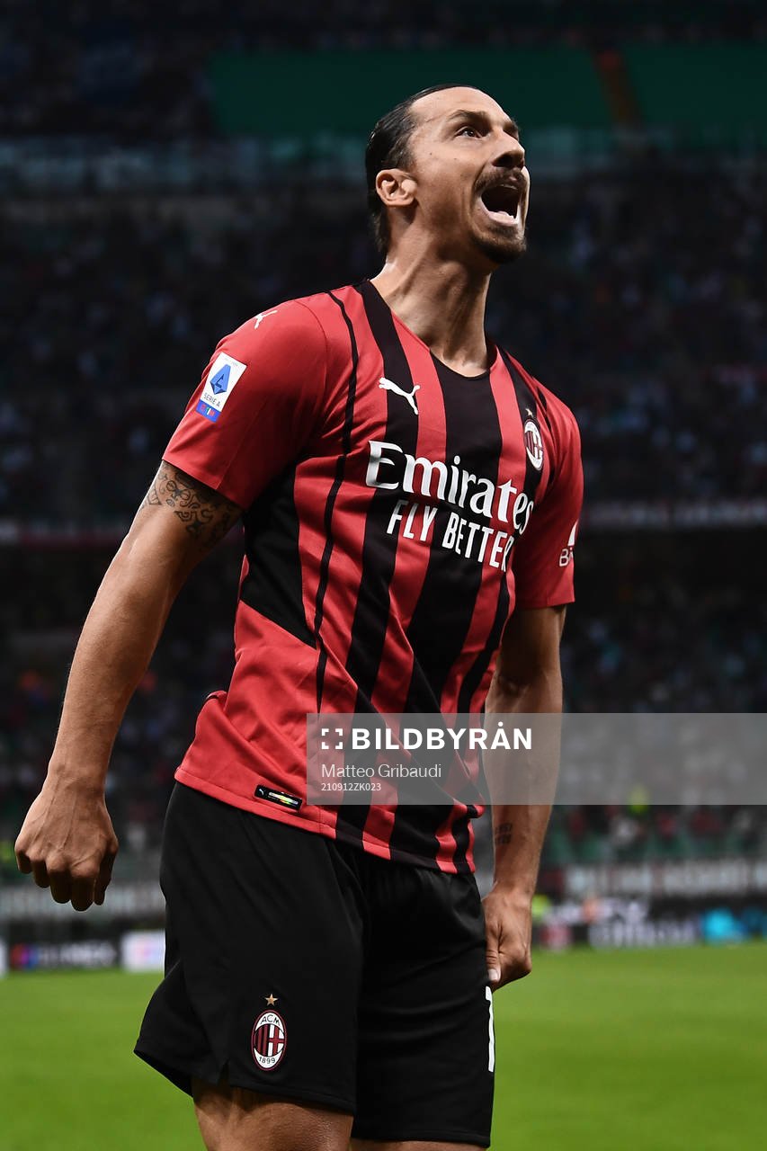 Zlatan Ibrahimovic of Milan celebrates scoring 2-0