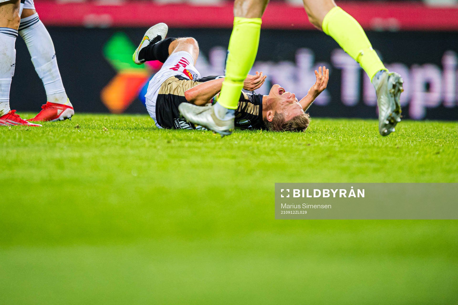 Ruben Yttergård Jenssen of Tromsø in pain