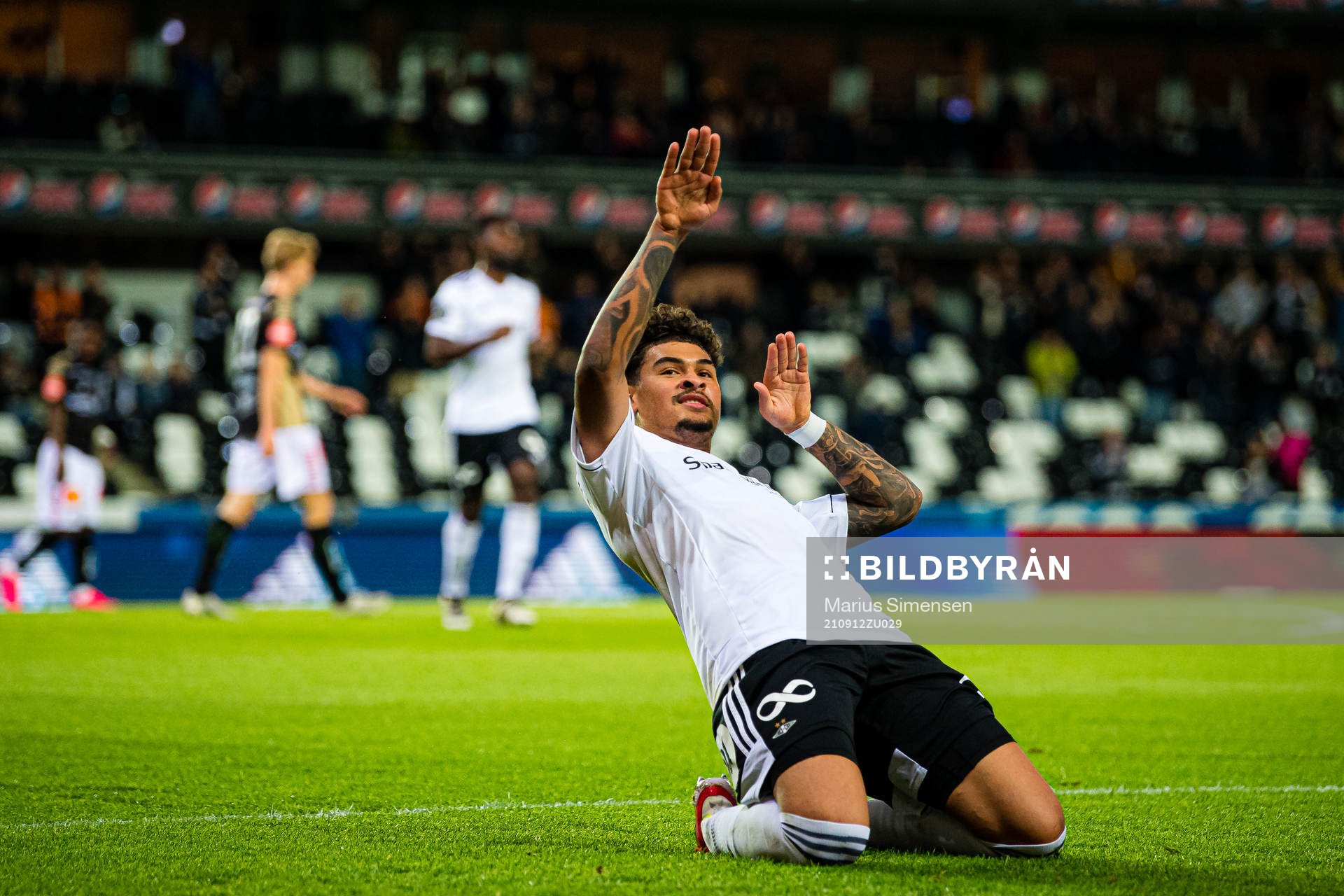 Noah Jean Holm of Rosenborg celebrates