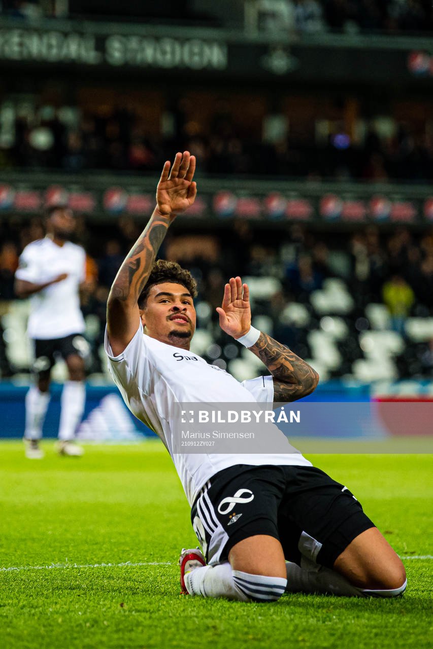 Noah Jean Holm of Rosenborg celebrates