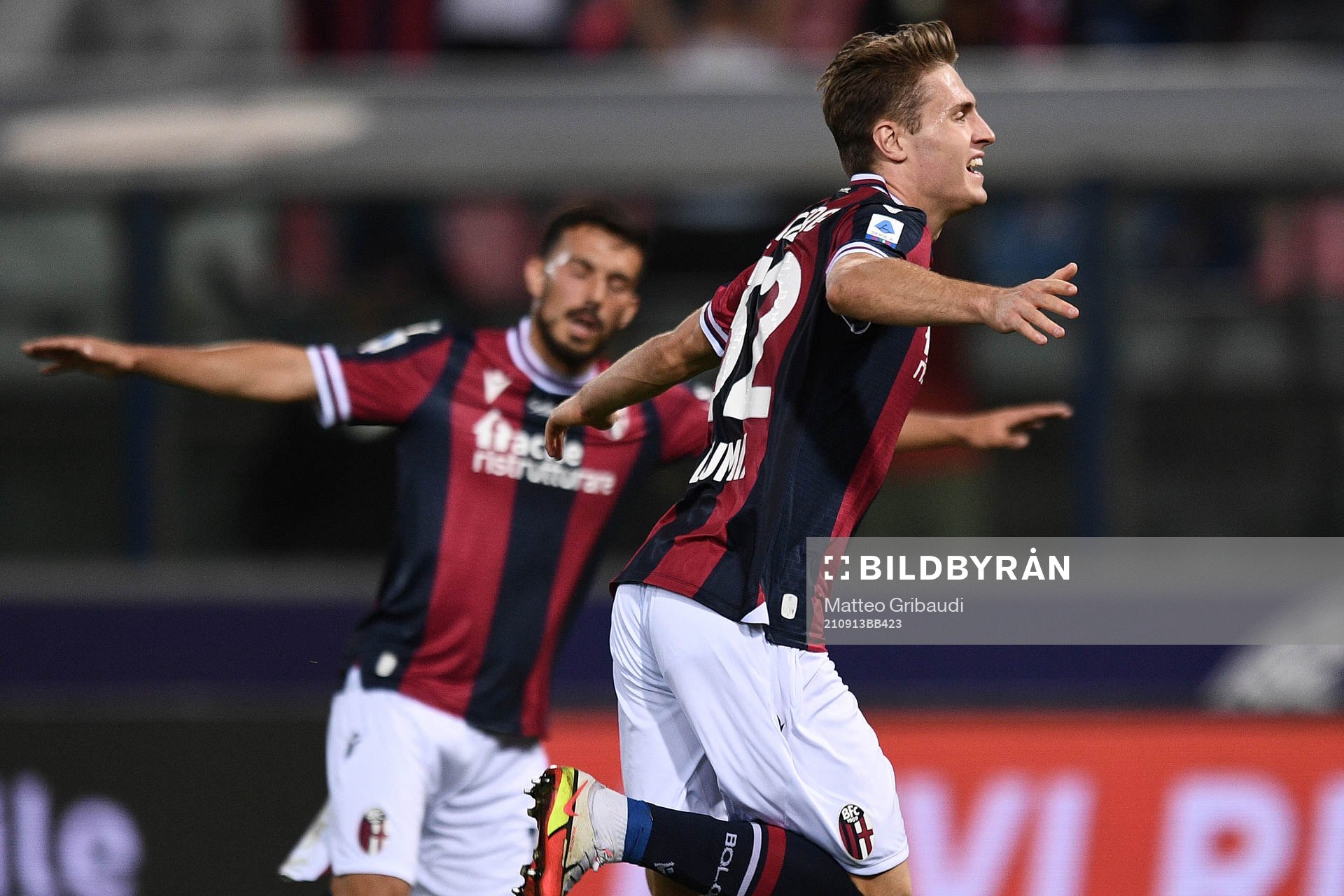 Mattias Svanberg of Bologna celebrates