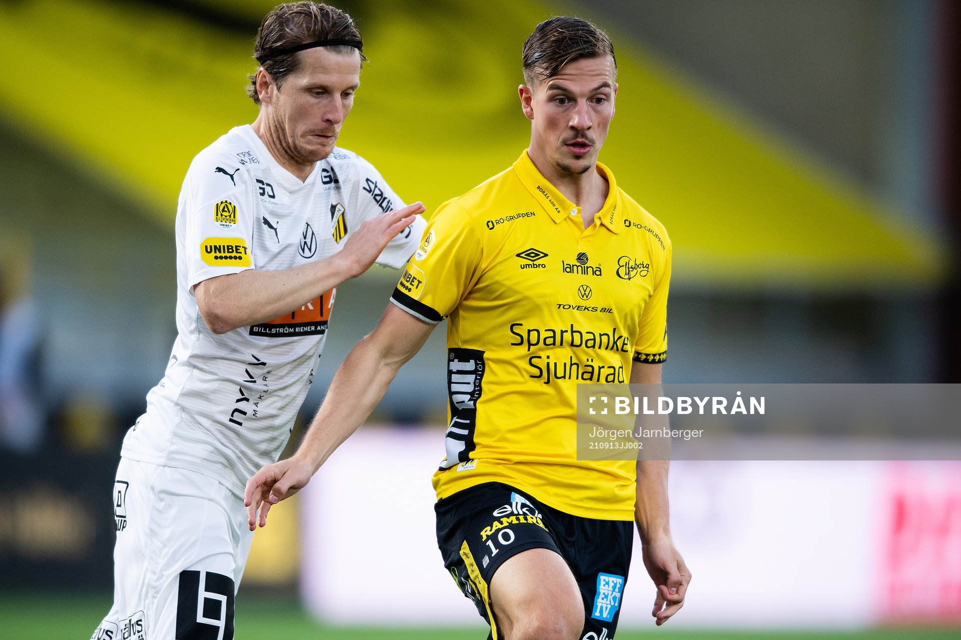 Häckens Erik Friberg och Elfsborgs Simon Olsson