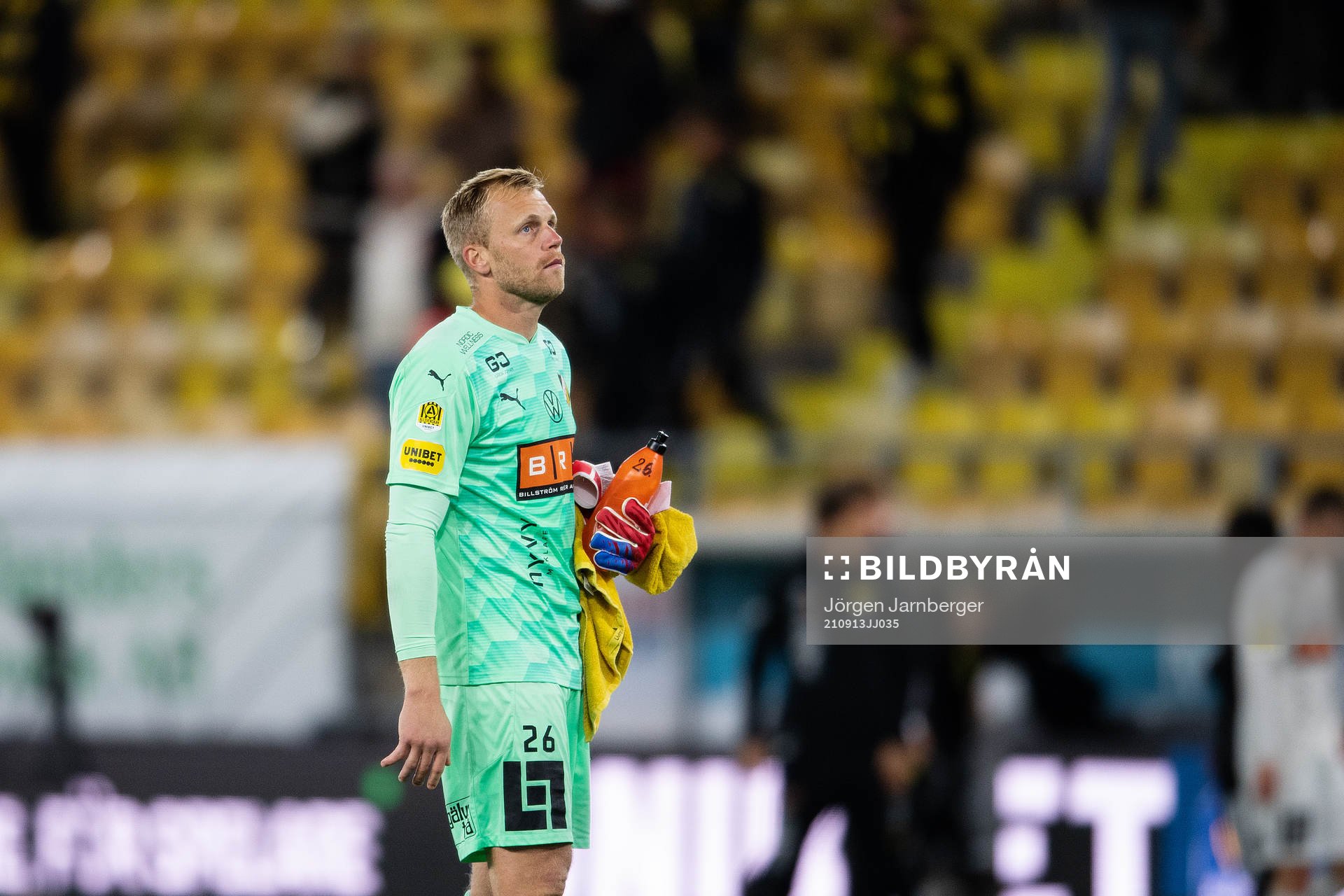 Häckens målvakt Peter Abrahamsson deppar