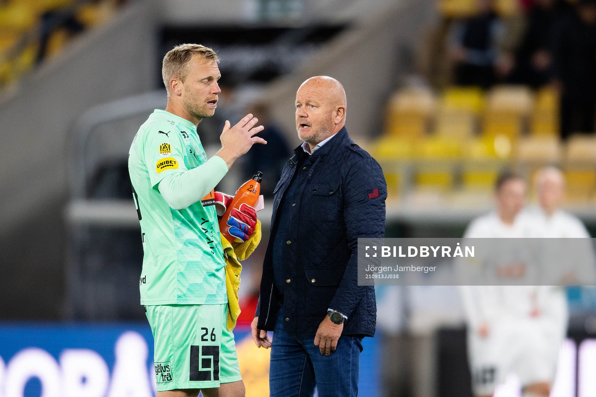 Häckens tränare Per-Mathias Högmo och målvakt Peter