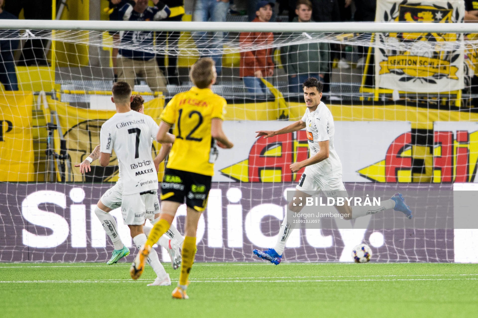 Häckens Alexander Jeremejeff jublar efter 1-2 under fotbollsmatchen i Allsvenskan mellan Elfsborg och Häcken den 13 september 2021 i Borås.