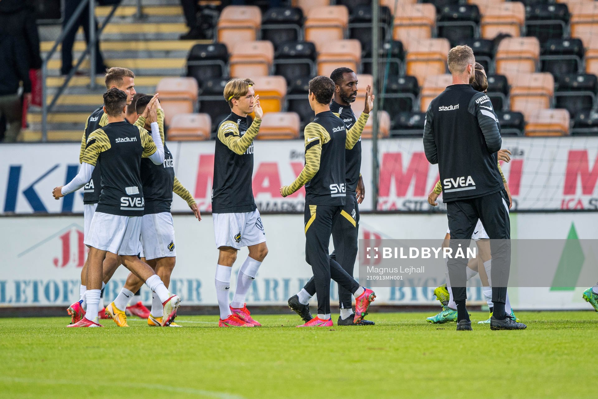 AIK under värmningen
