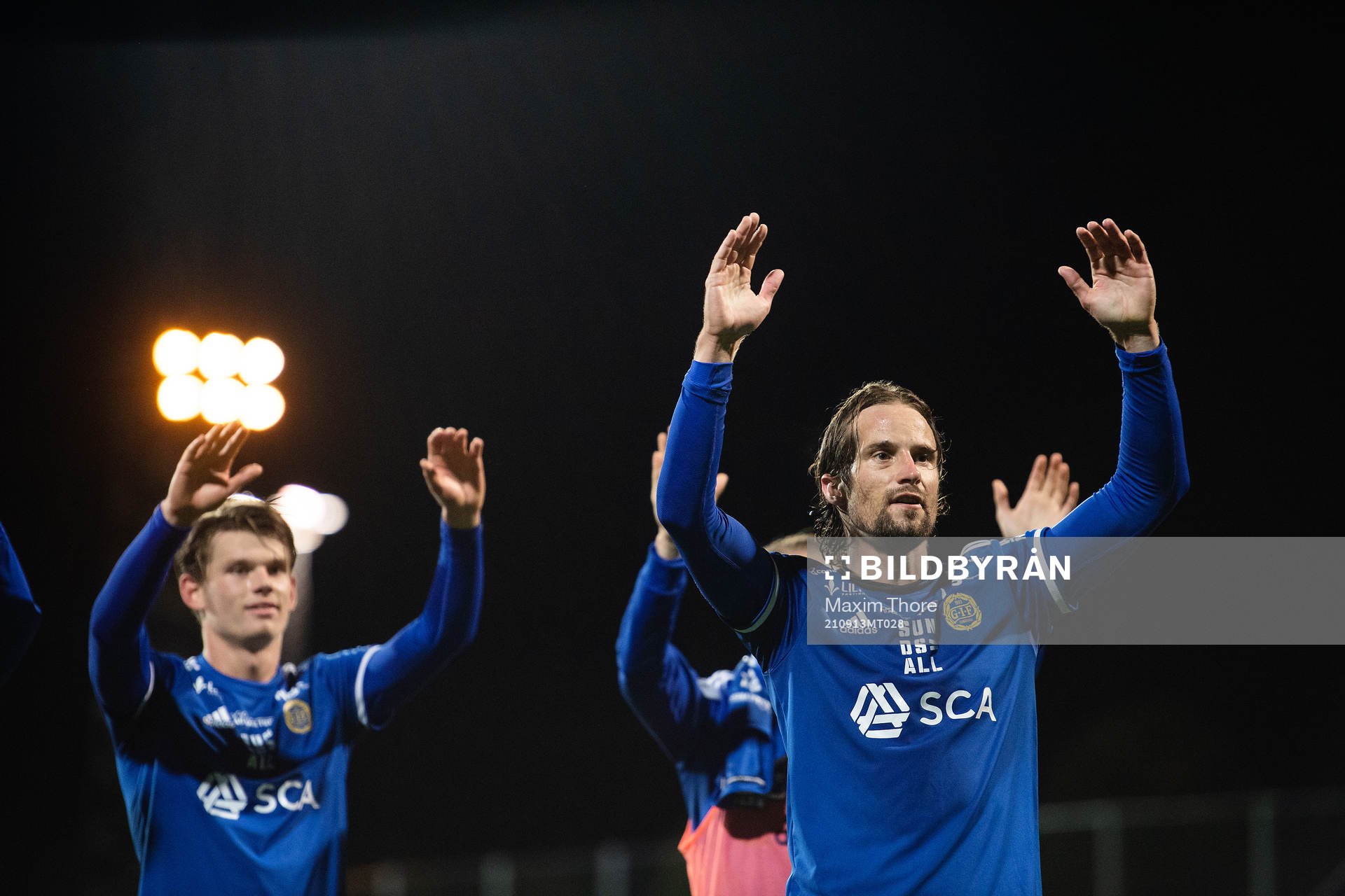 Sundsvalls Linus Hallenius jublar efter fotbollsmatchen i Superettan mellan Vasalund och GIF Sundsvall den 13 september 2021 i Stockholm.