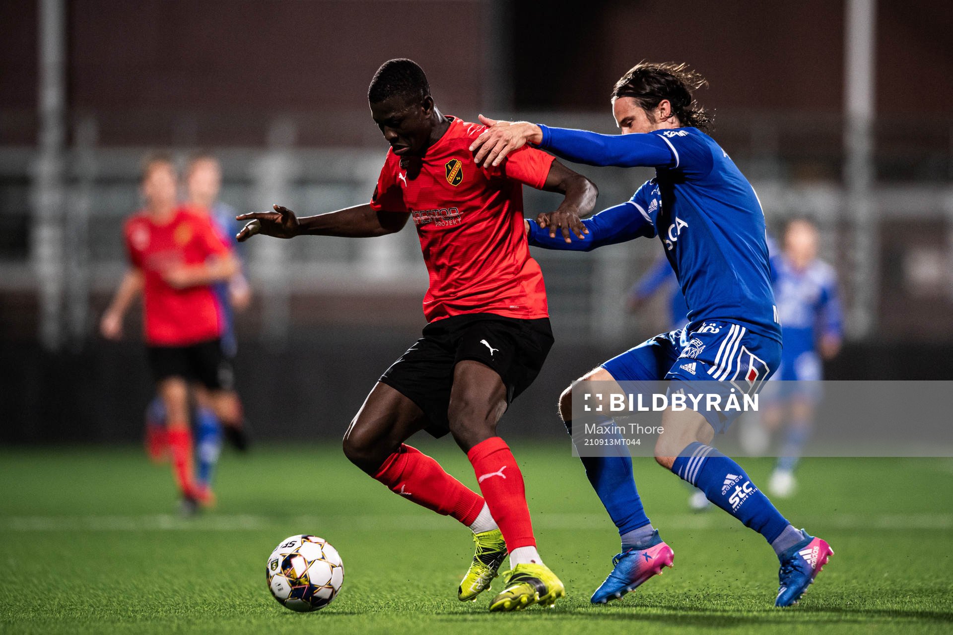 Vasalunds Ibrahim Doumbia och Sundsvalls Linus Hallenius