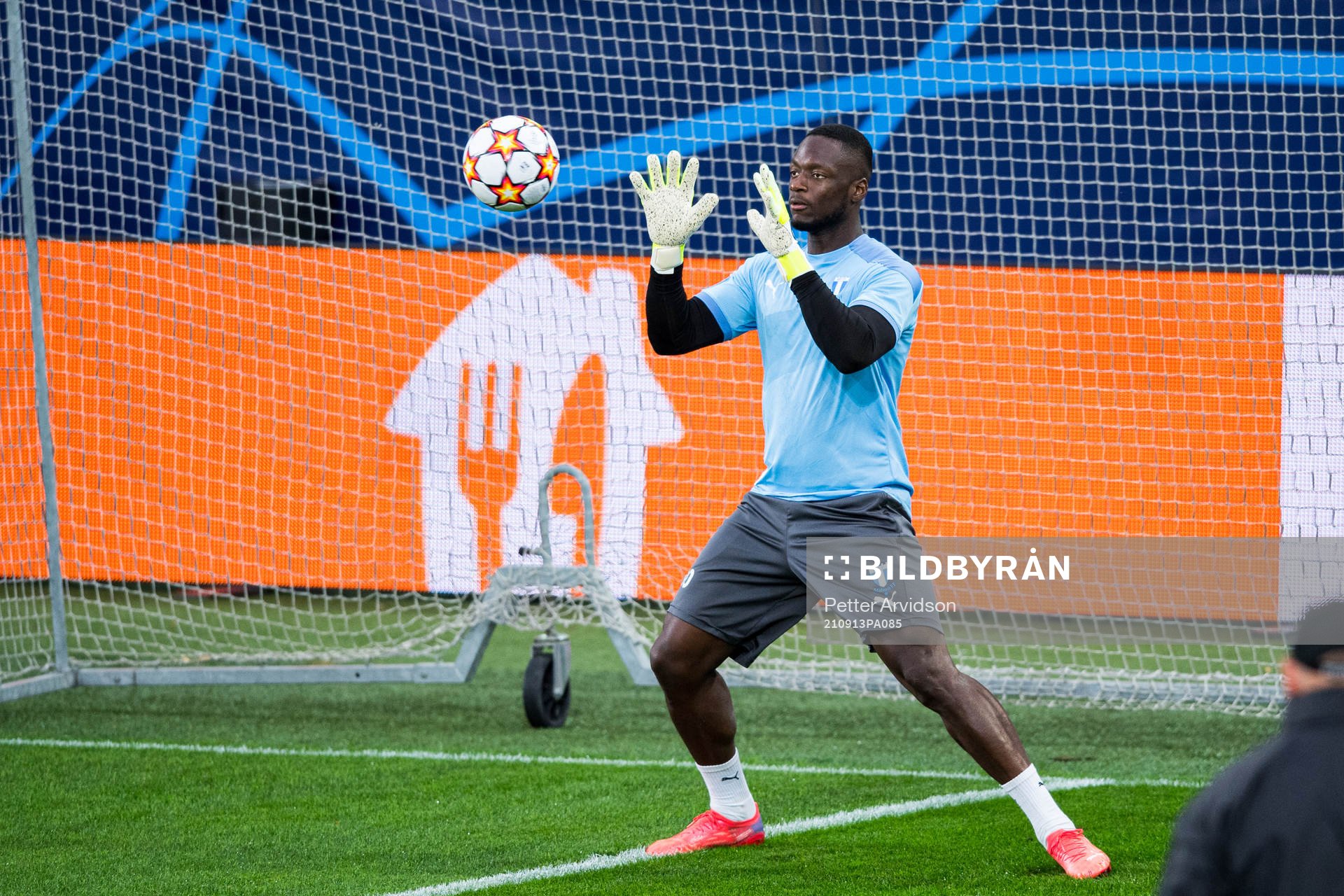 Goalkeeper Ismael Diawara