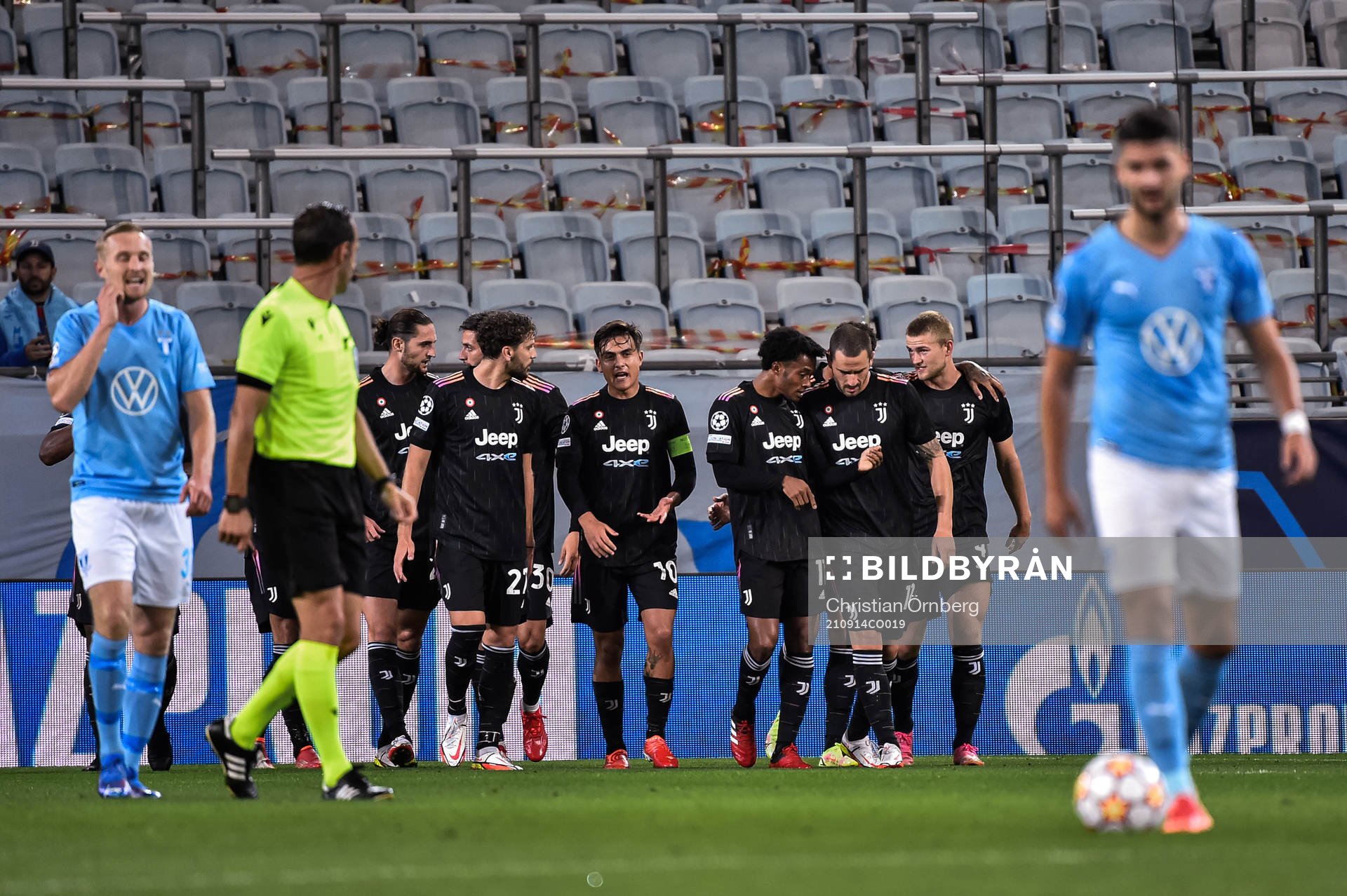 Players of Juventus celebrate