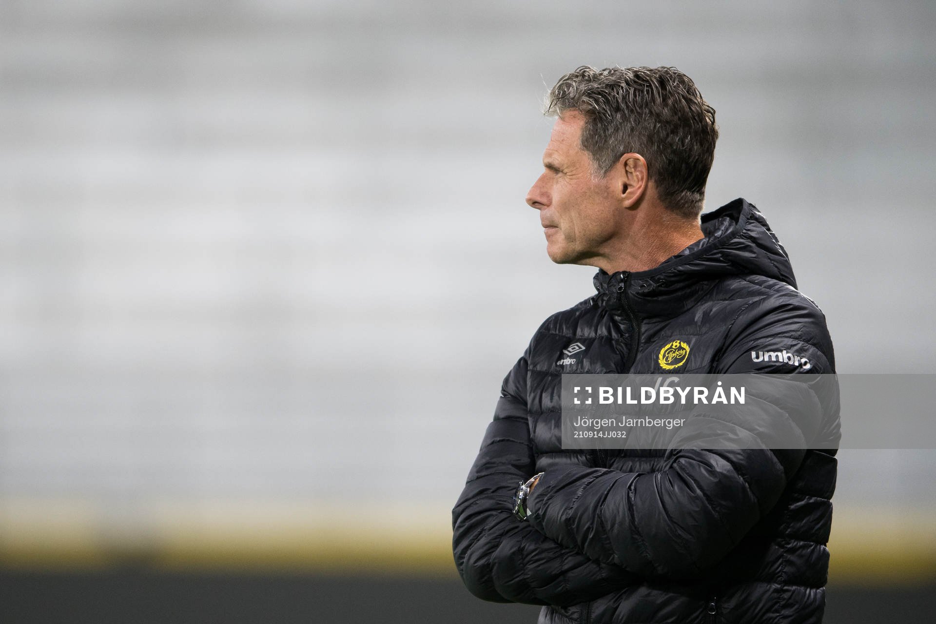 Elfsborgs tränare Joakim Carlsson under fotbollsmatchen i division 3 västra dam mellan Elfsborg och Skoftebyn den 14 september 2021 i Borås.