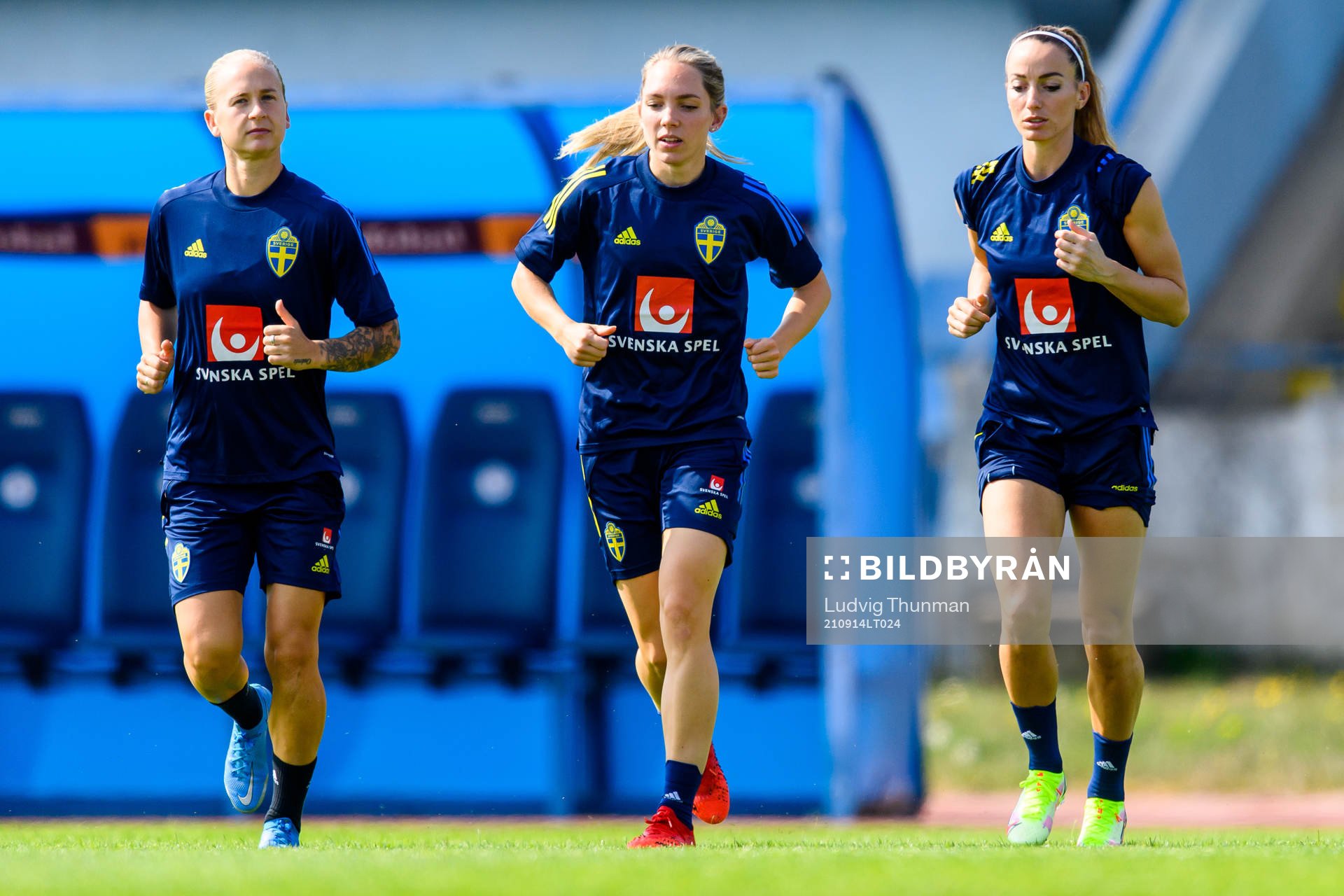 Filippa Curmark, Elin Rubensson and Kosovare Asllani of the