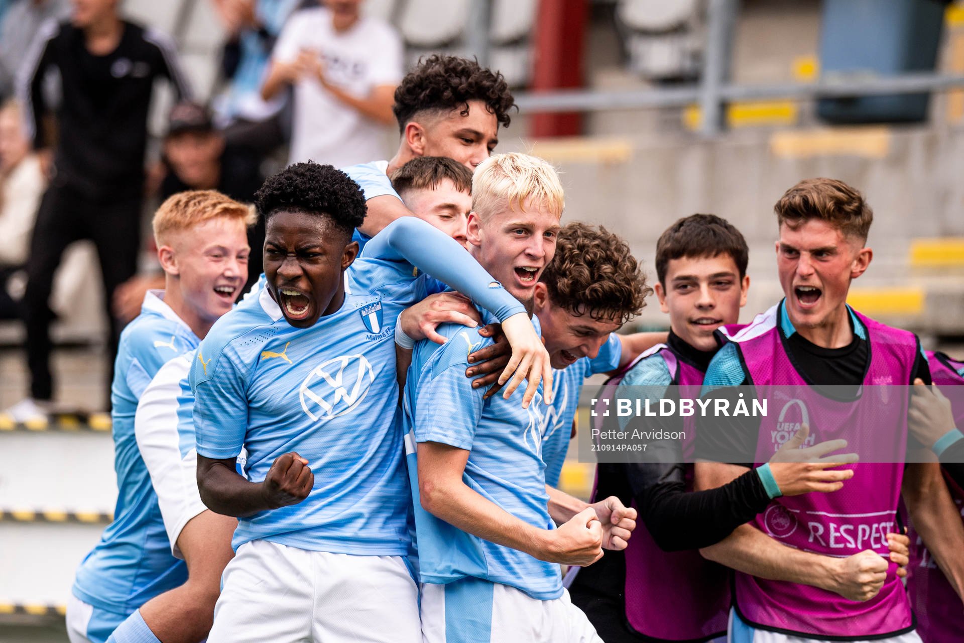 Emil Lindman of Malmö FF celebrate with teammates