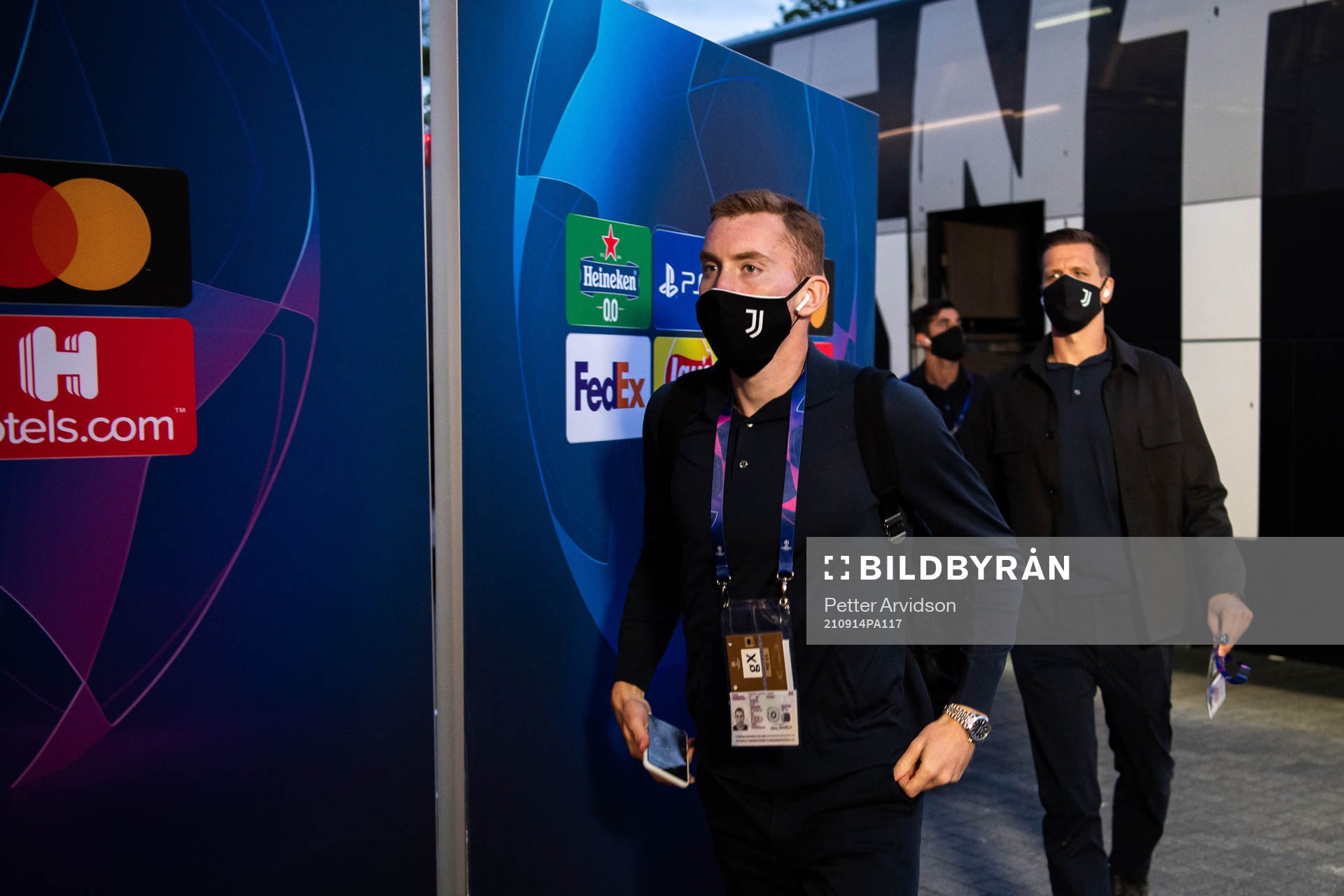 Dejan Kulusevski of Juventus arrive