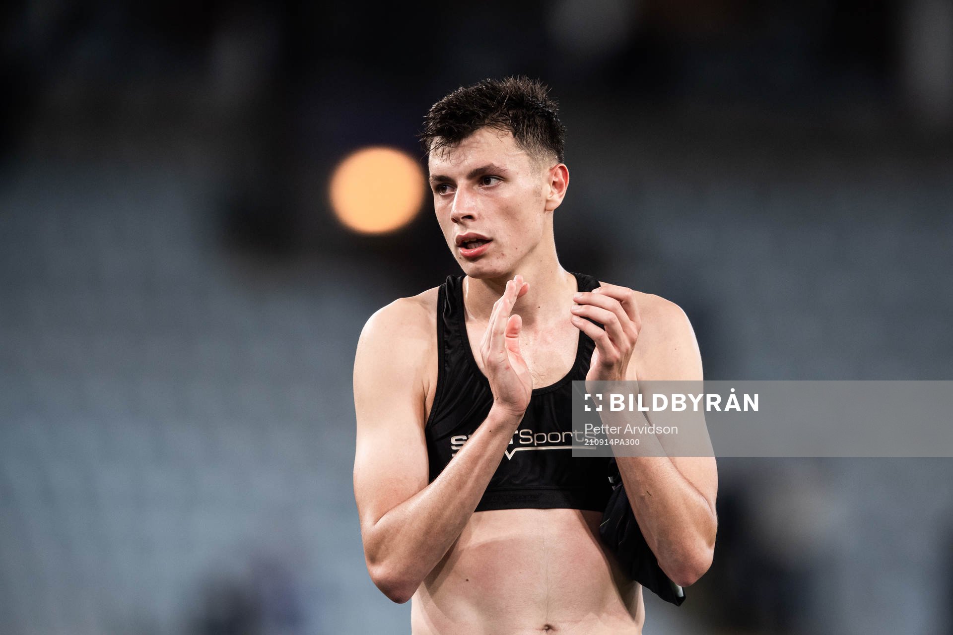Anel Ahmedhodzic of Malmö FF looks dejected