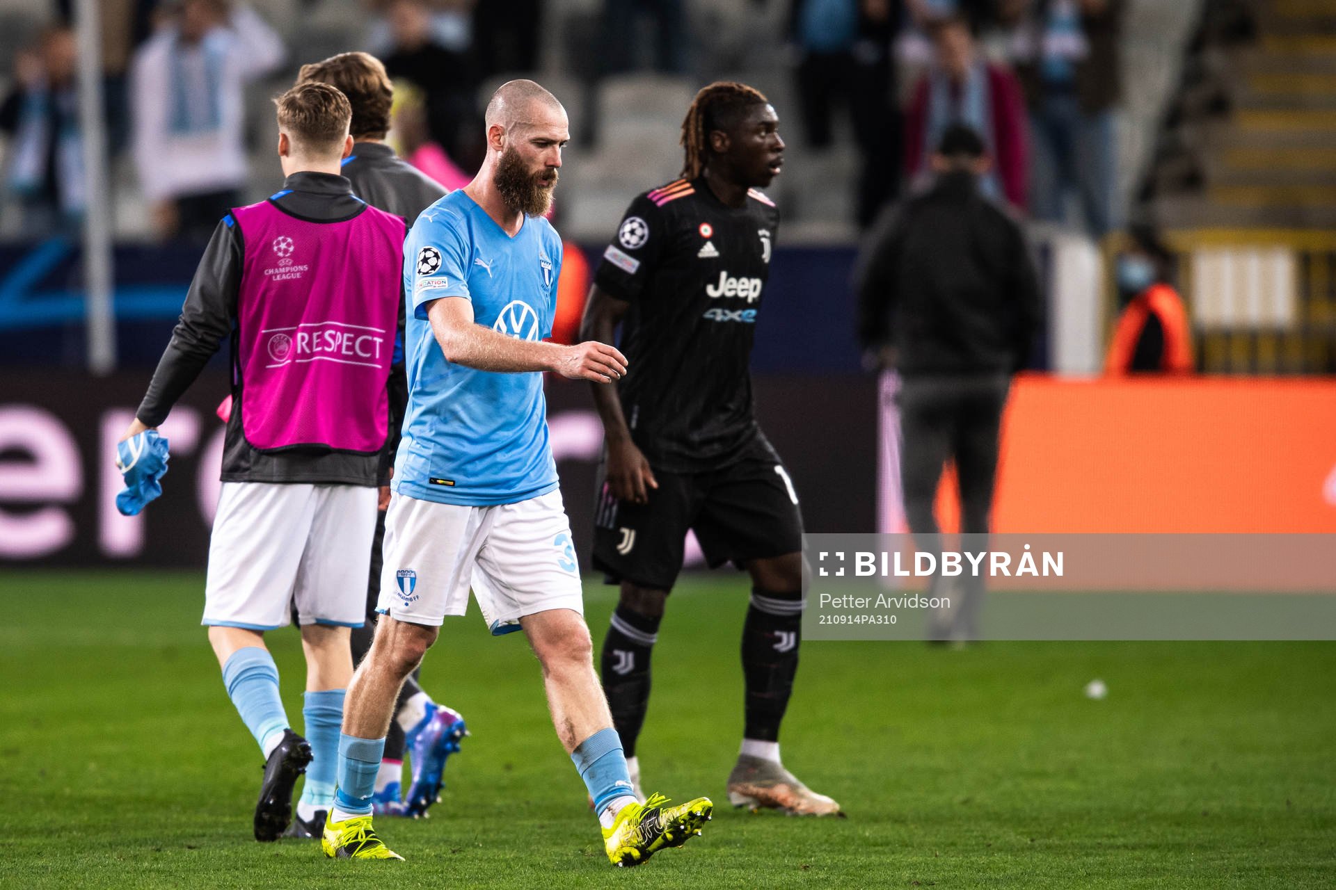 Jo Inge Berget of Malmö FF look dejected