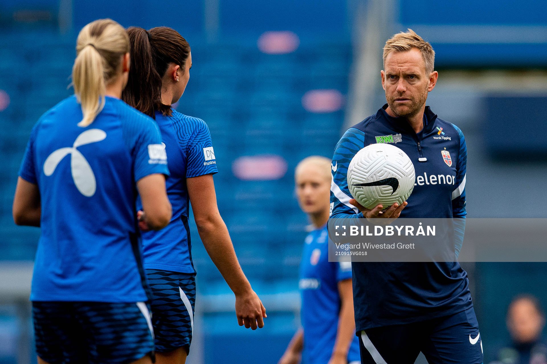 Martin Sjögren, head coach of the Norwegian women's