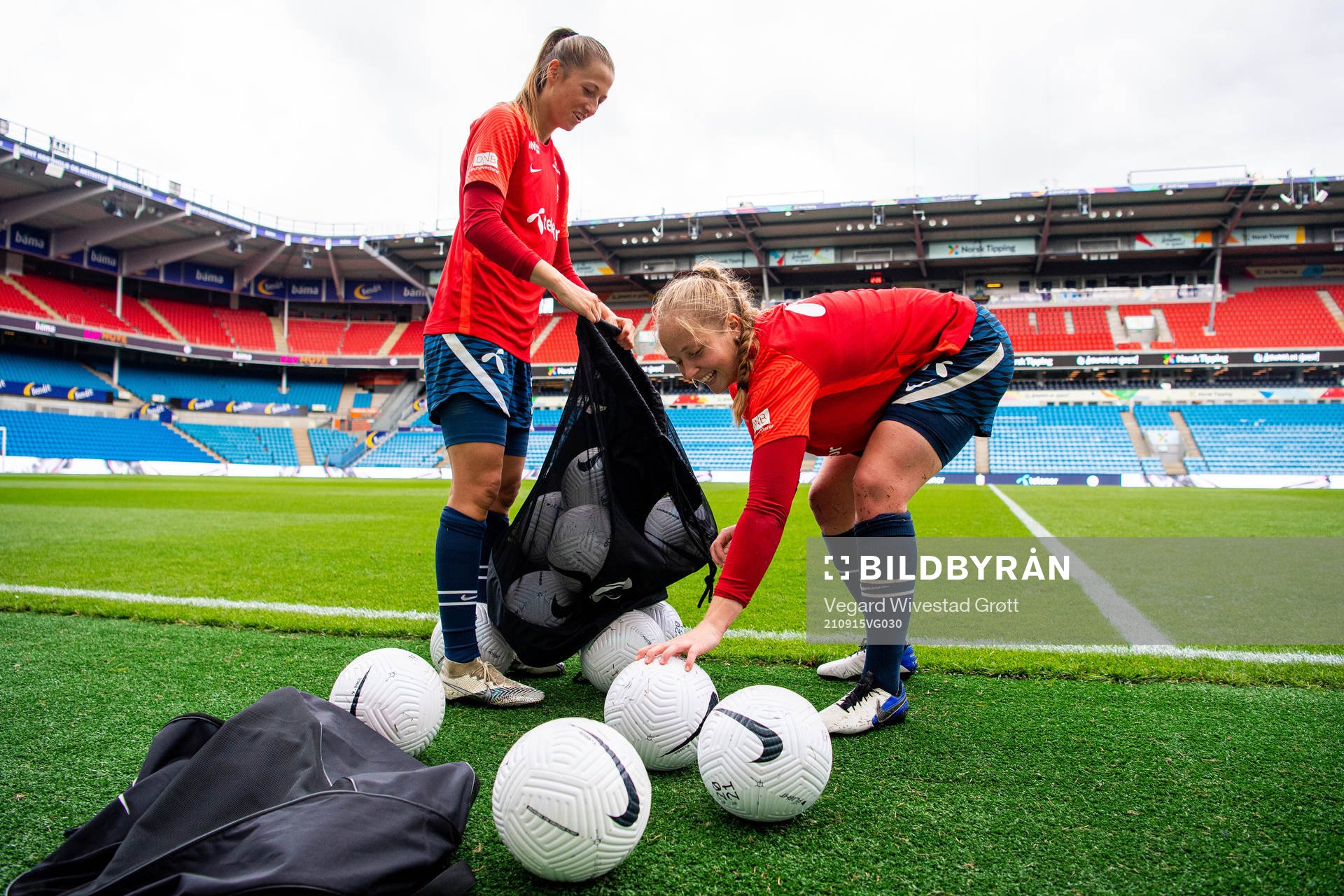 Goalkeepers Cecilie Fiskerstrand and Aurora Mikalsen of the