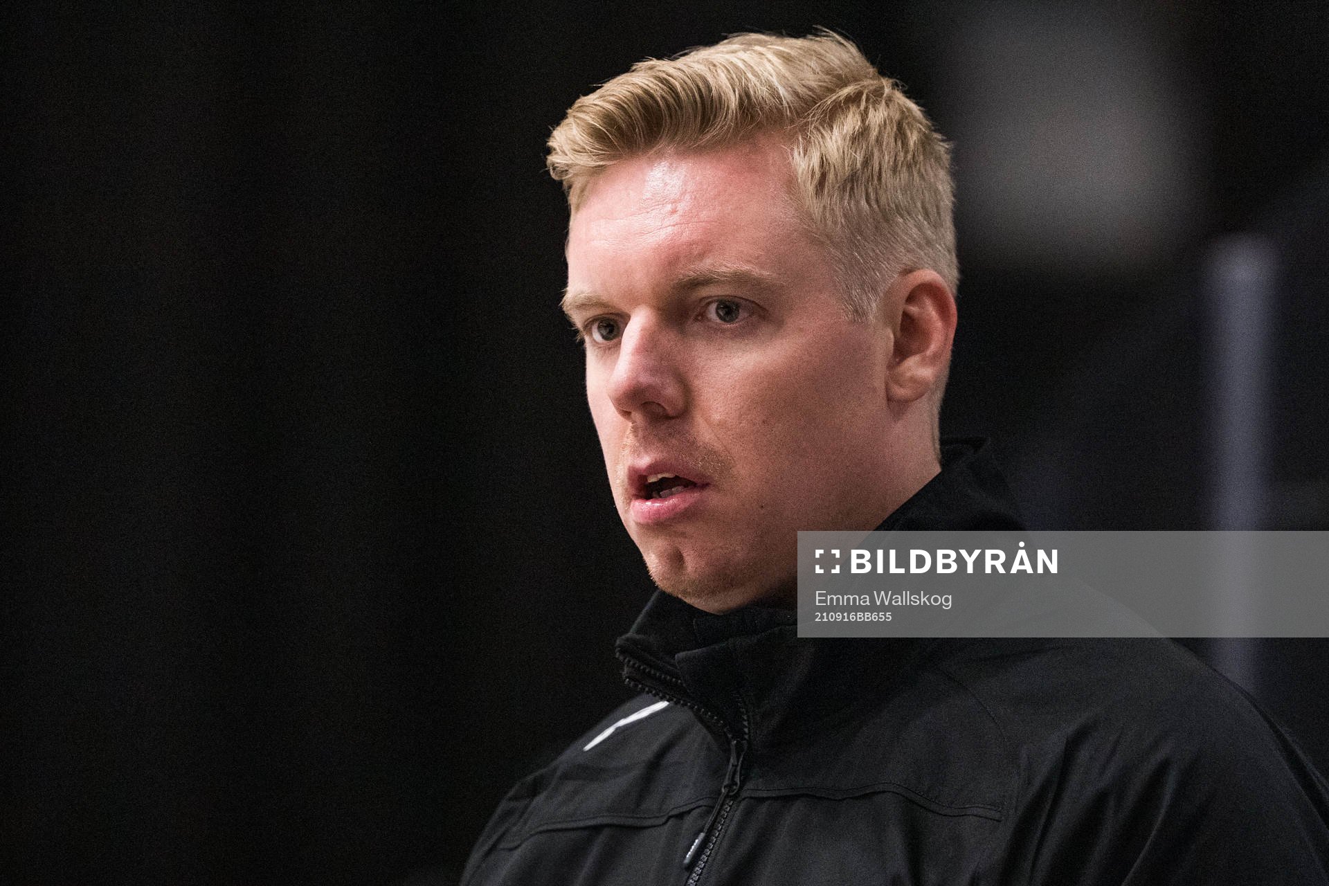 s huvudtränare Anton Blomqvist