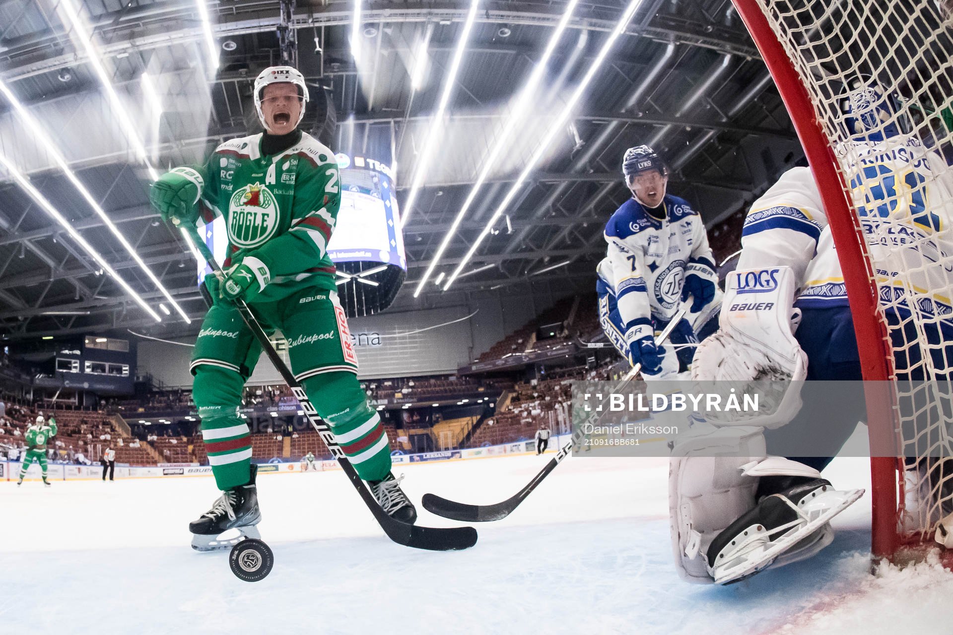 Rögles Anton Bengtsson  och Leksands Ben Thomas