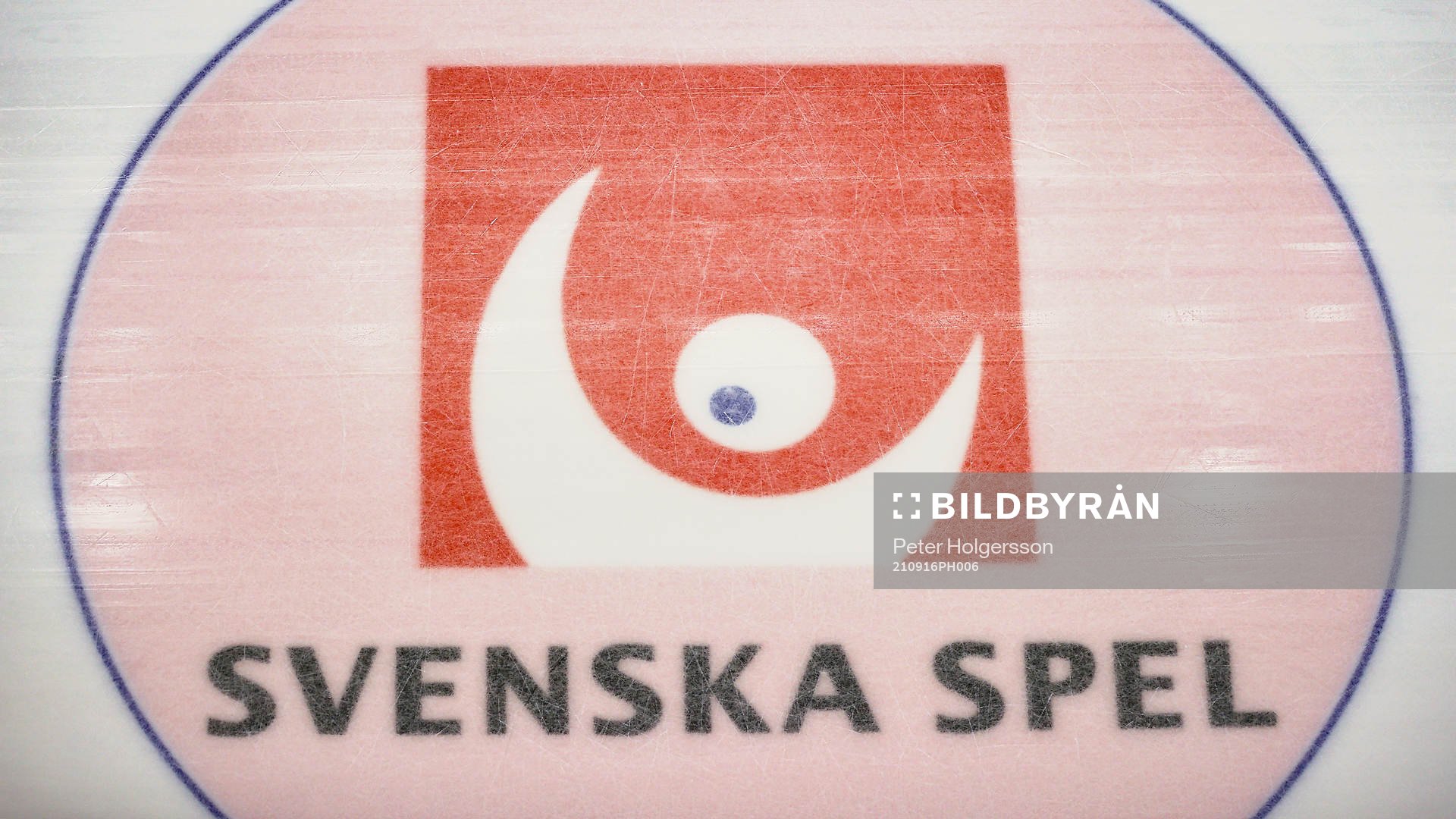 Tekningscirkel med Svenska Spel-logga ishockeymatchen i SHL