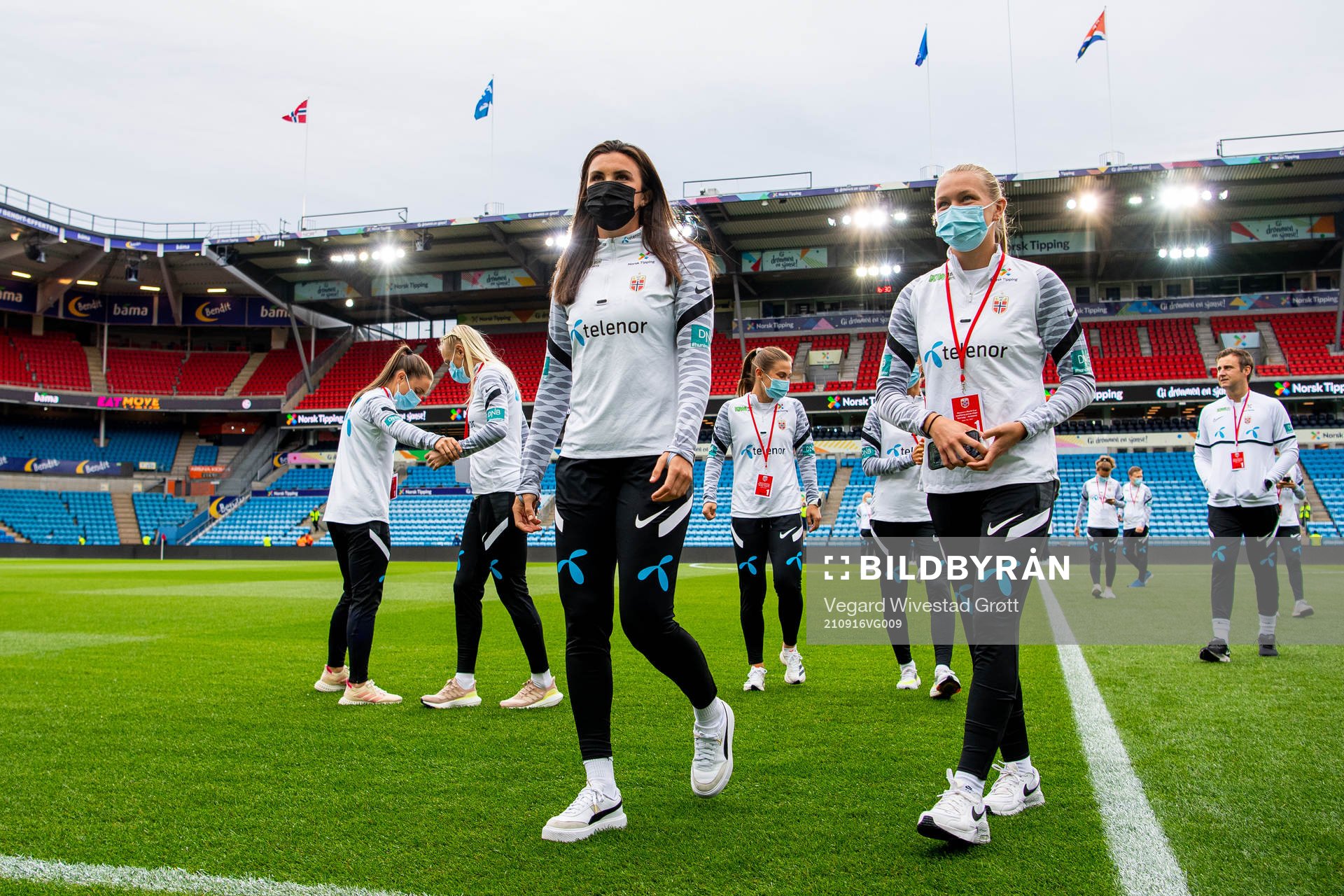 Ingrid Syrstad Engen and Frida Maanum of Norway