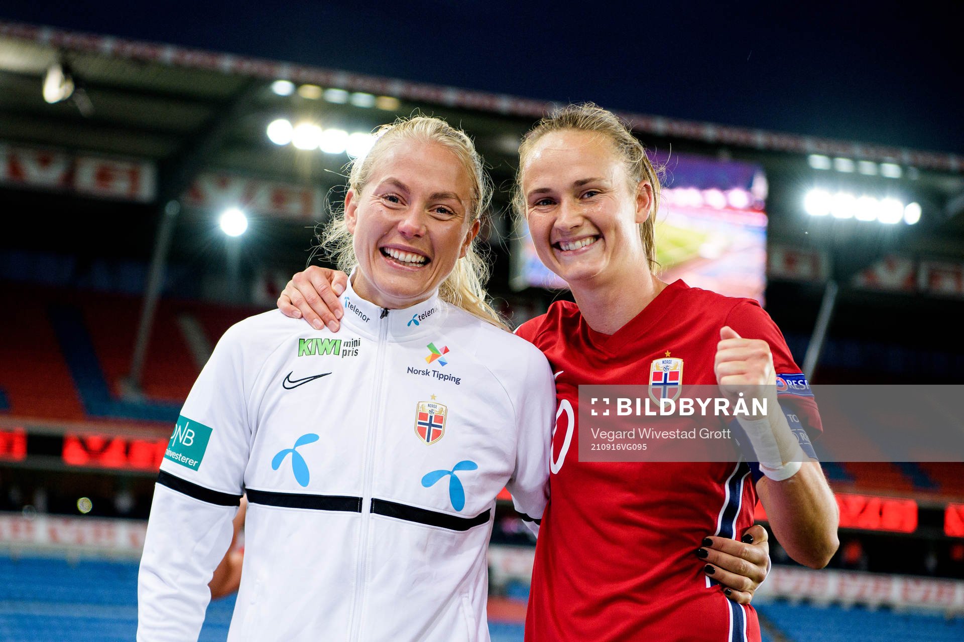 Guro Bergsvand and Caroline Graham Hansen of Norway