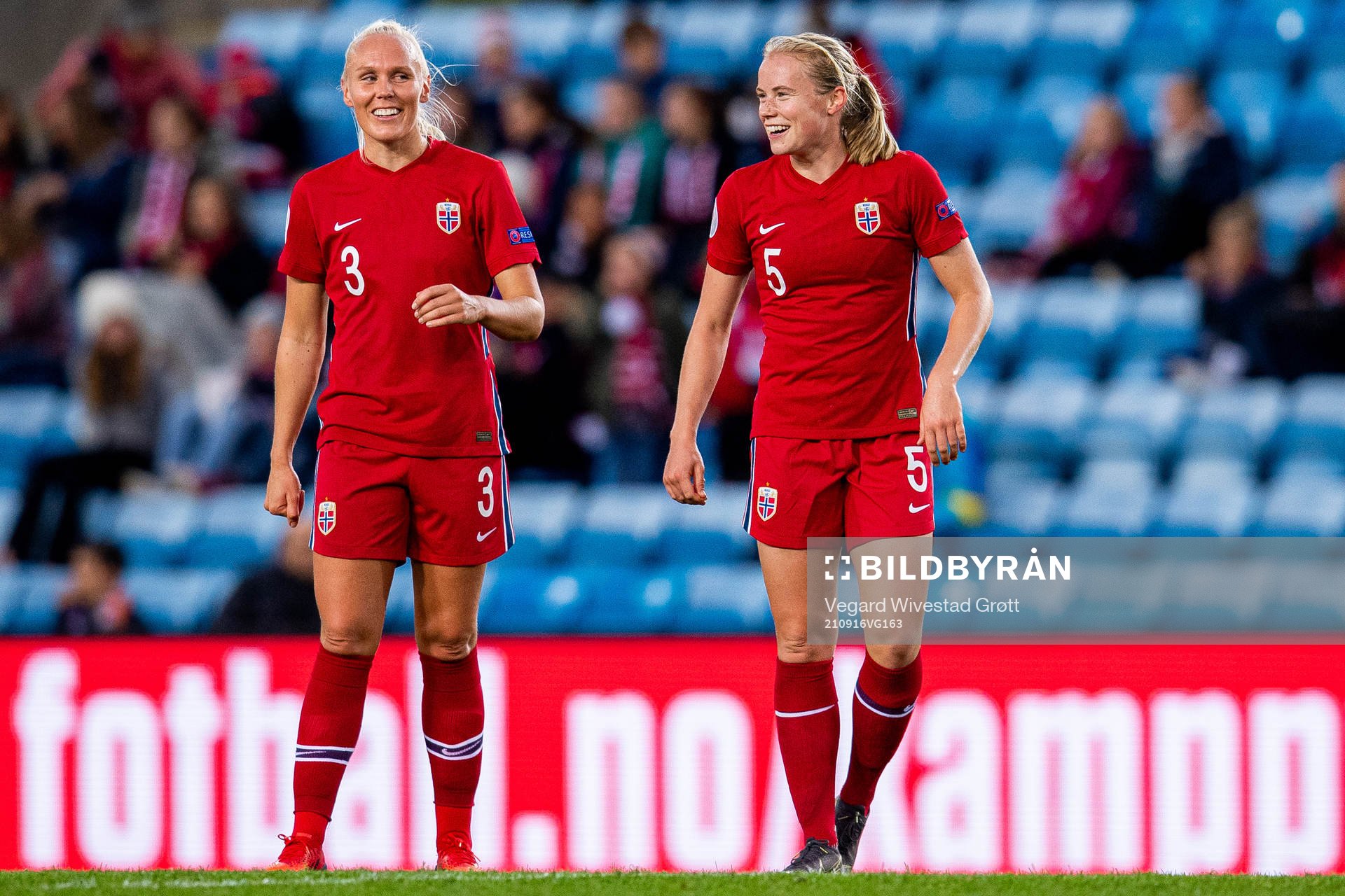 Maria Thorisdottir and Julie Blakstad of Norway