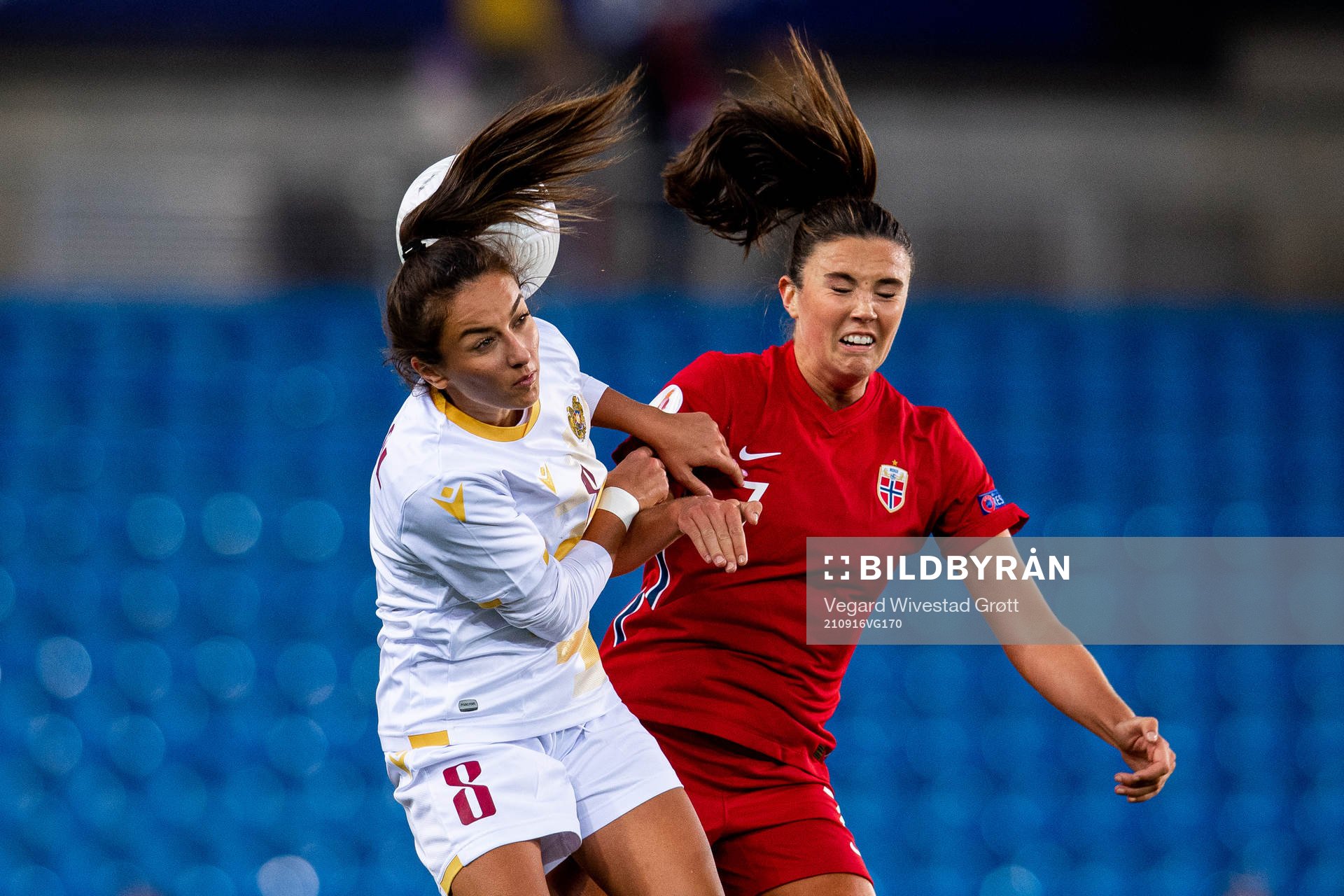 Maral Artin of Armenia and Ingrid Syrstad Engen of Norway